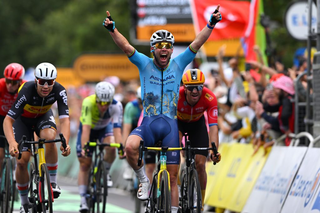 Mark Cavendish wins stage five of the 2024 Tour de France