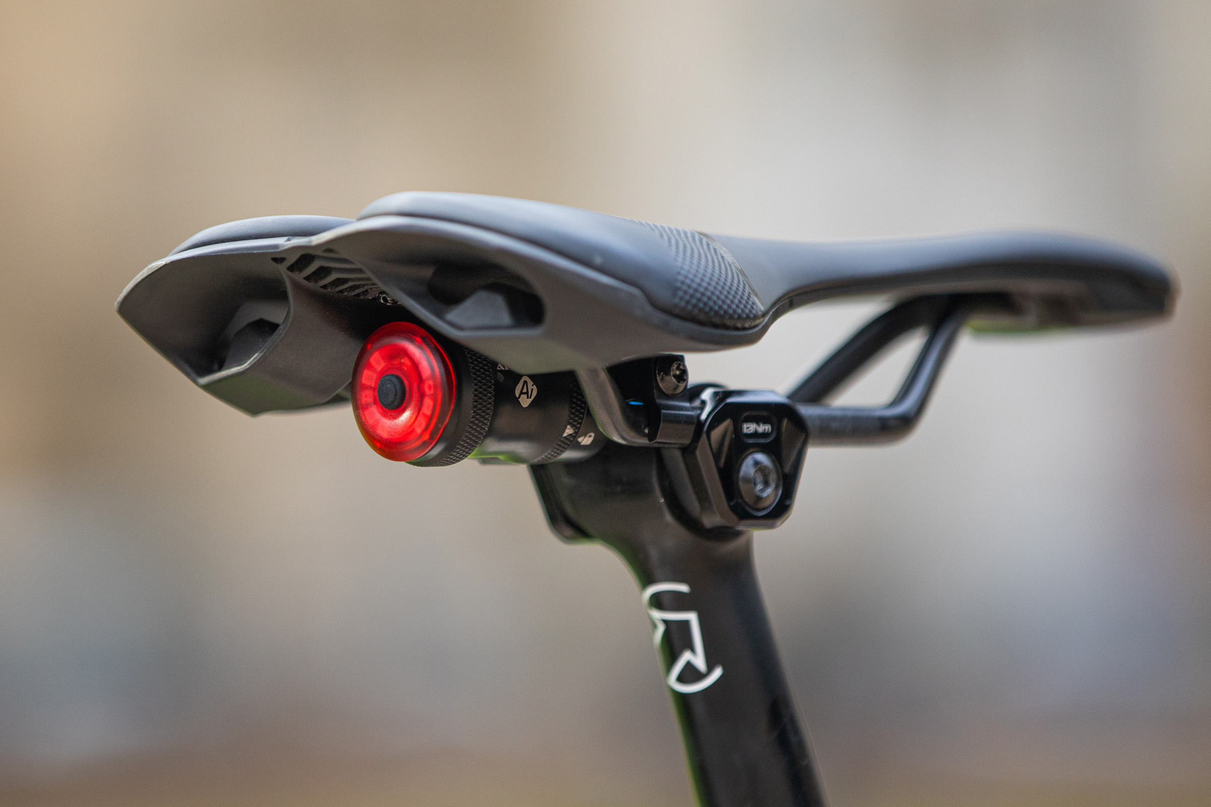 Lezyne Saddle Ai Alert 250 Rear light