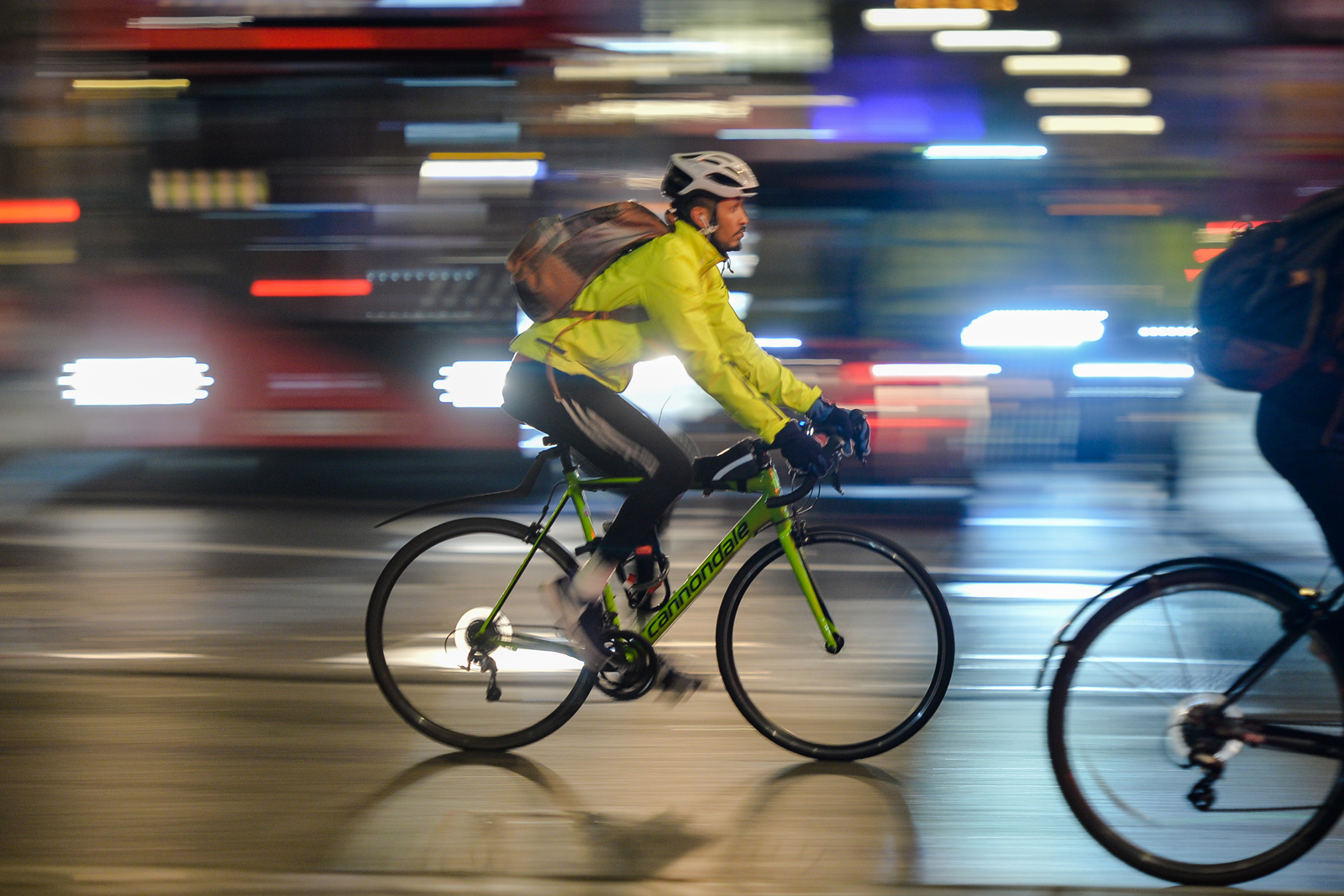 Cyclists seen in London during a busy traffic. On Saturday, 25 January 2020, in London, United Kingdom. (Photo by Artur Widak/NurPhoto via Getty Images)