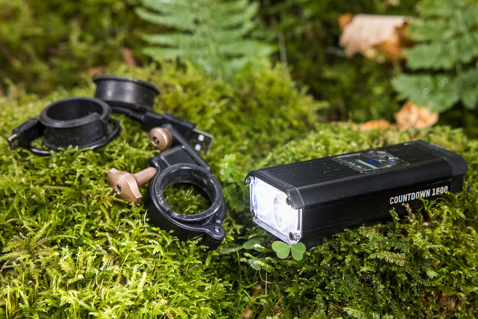 Blackburn Countdown 1600 front light for mountain bikers