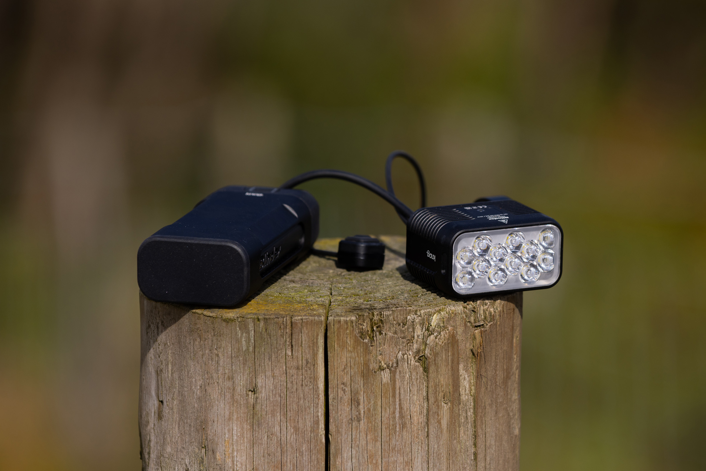 Knog Blinder X 2300 + 10,000mAh battery pack