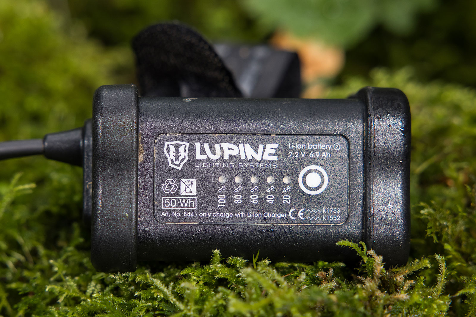 Lupine SL MiniMax AF - 05 Lupine SL MiniMax AF front light for mountain bikers