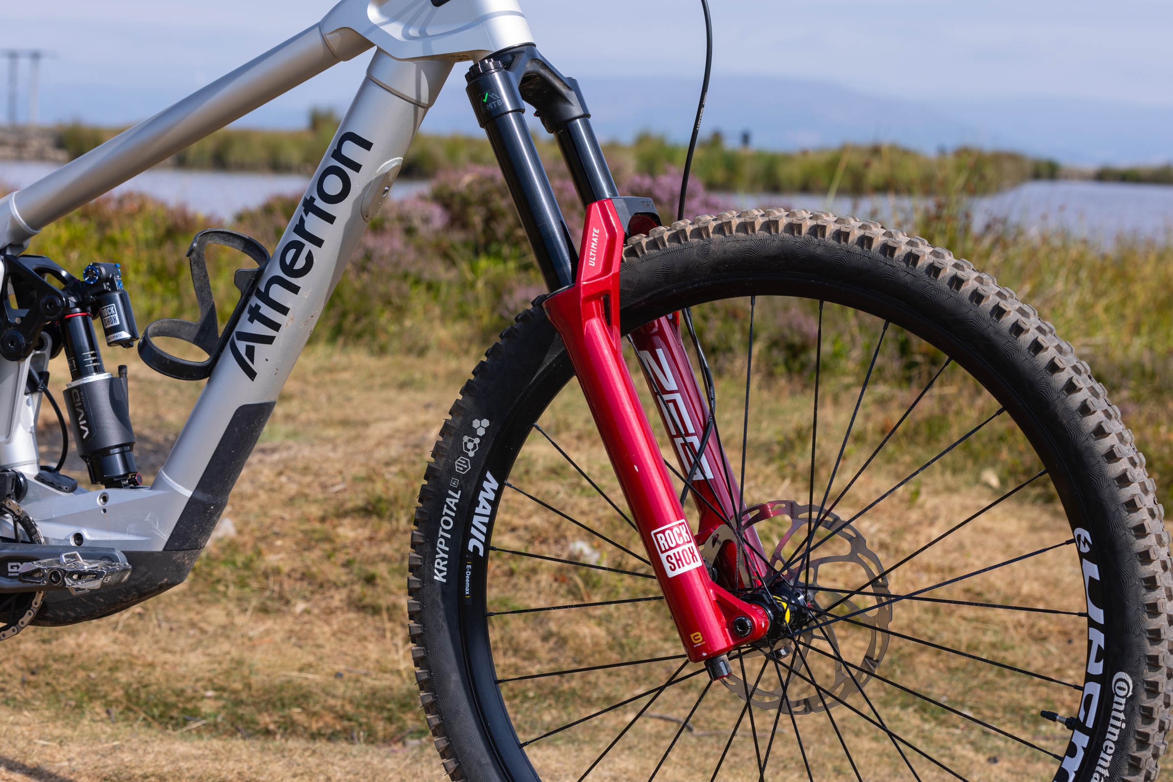 Close-up of the RockShox Zeb Ultimate fork and Vivid Ultimate shock fitted to the Atherton S.170E.2