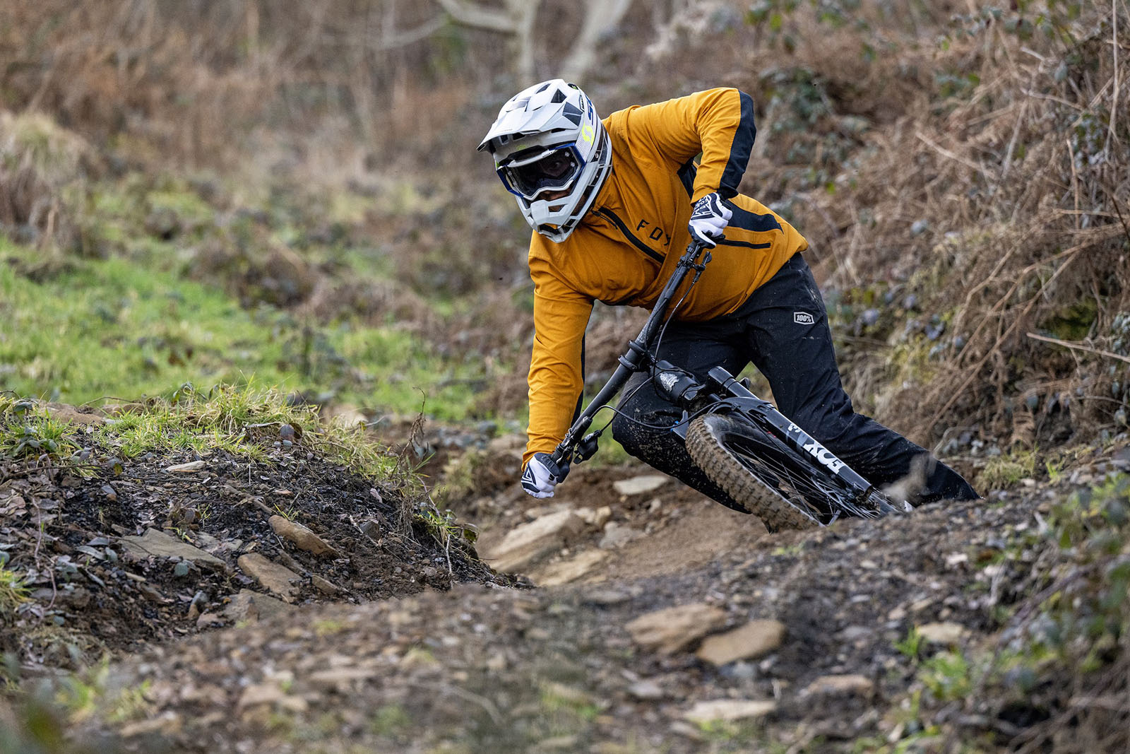 Intense Tracer 297 Expert riding right hand berm Intense Tracer 279 Expert full suspension mountain bike