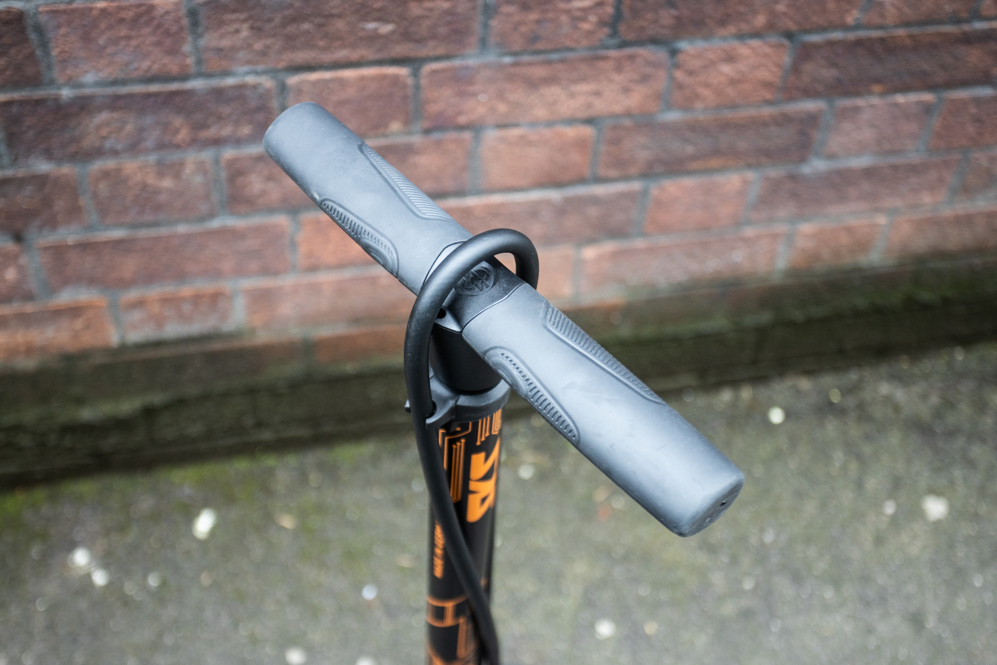 SKS Air-X-Plorer Digi 10.0 handle