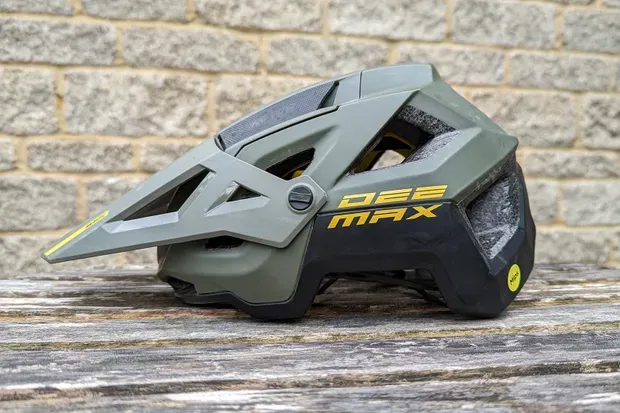 Mavic Deemax helmet