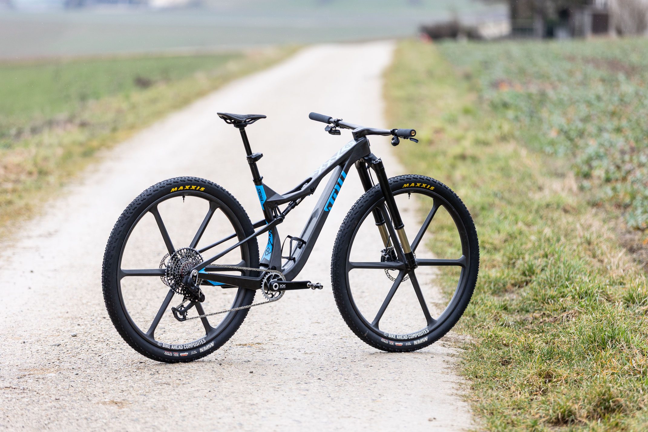 Stoll P32 32in
