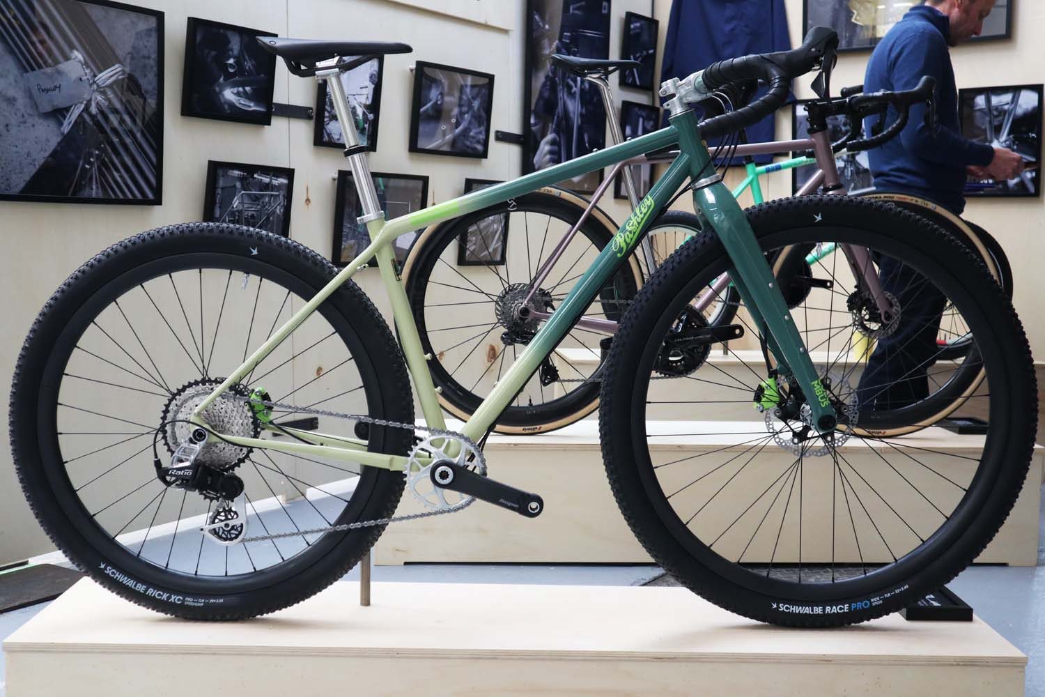 Pashley 32in mullet bike on display at Bespoked cycle show.