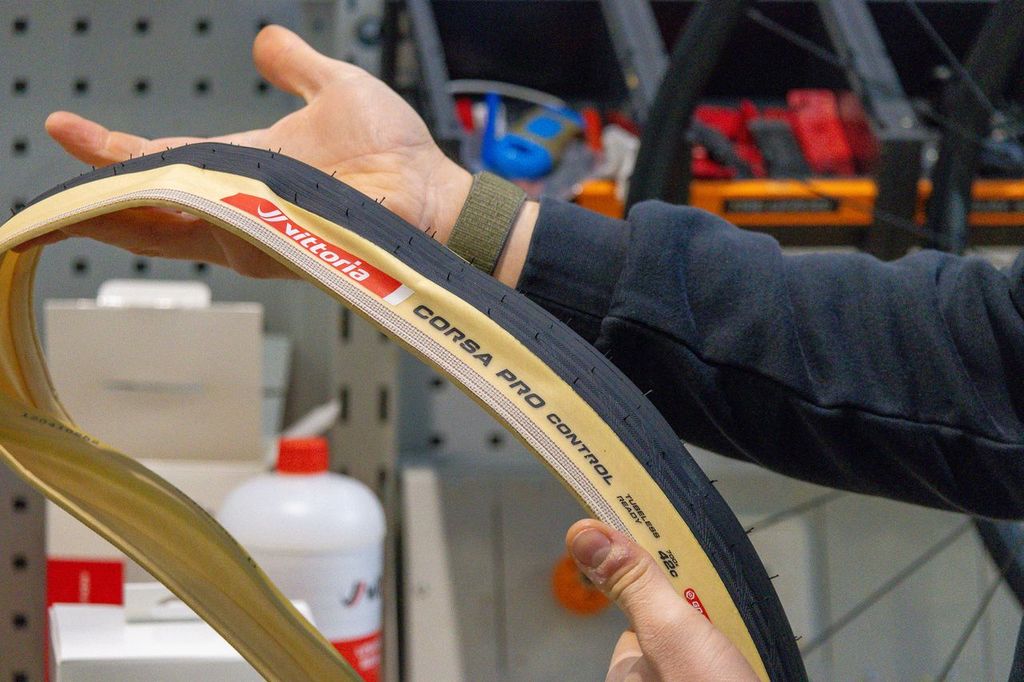 Vittoria Corsa Pro Control tyre.