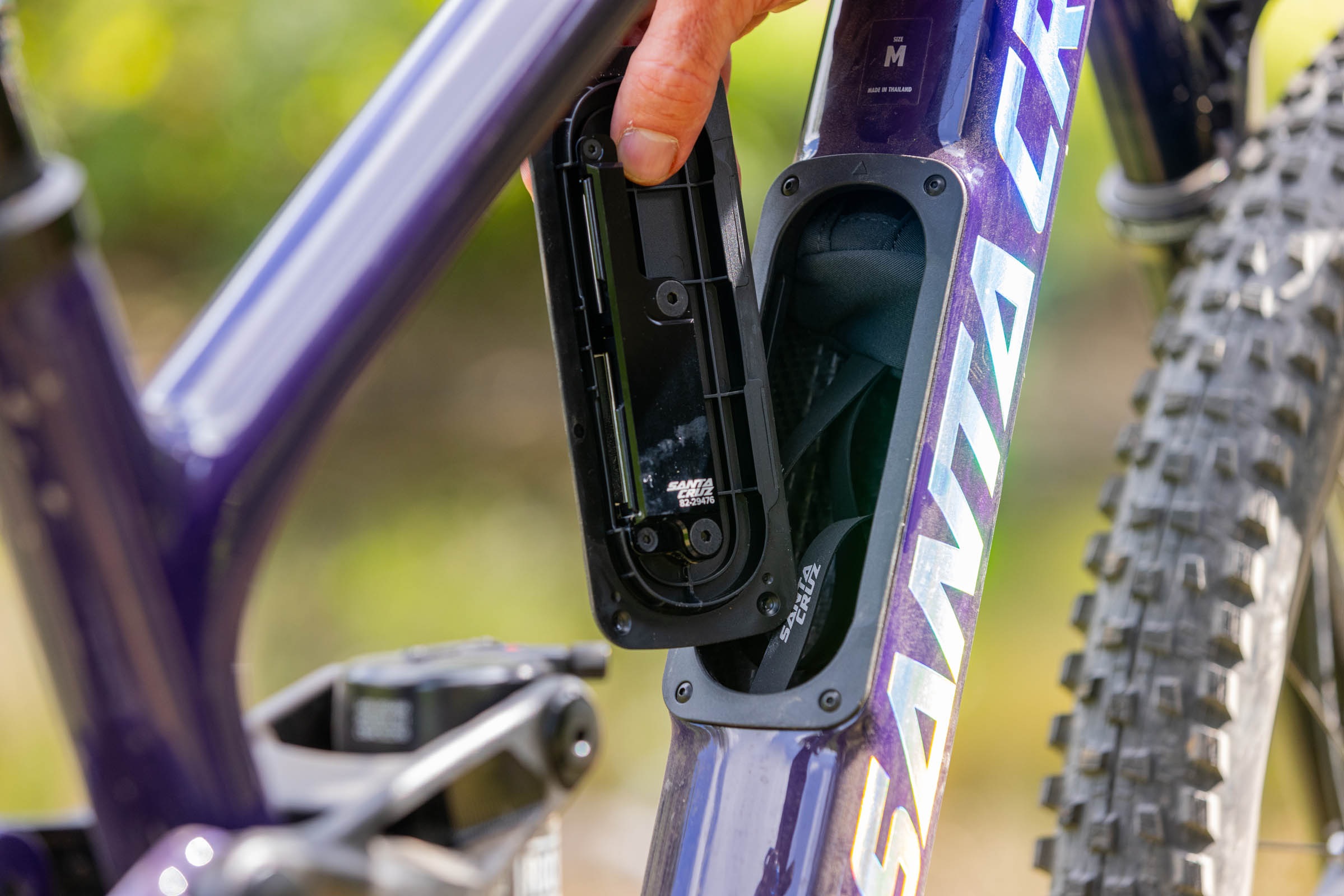Santa Cruz Tallboy Glovebox V2 frame storage.