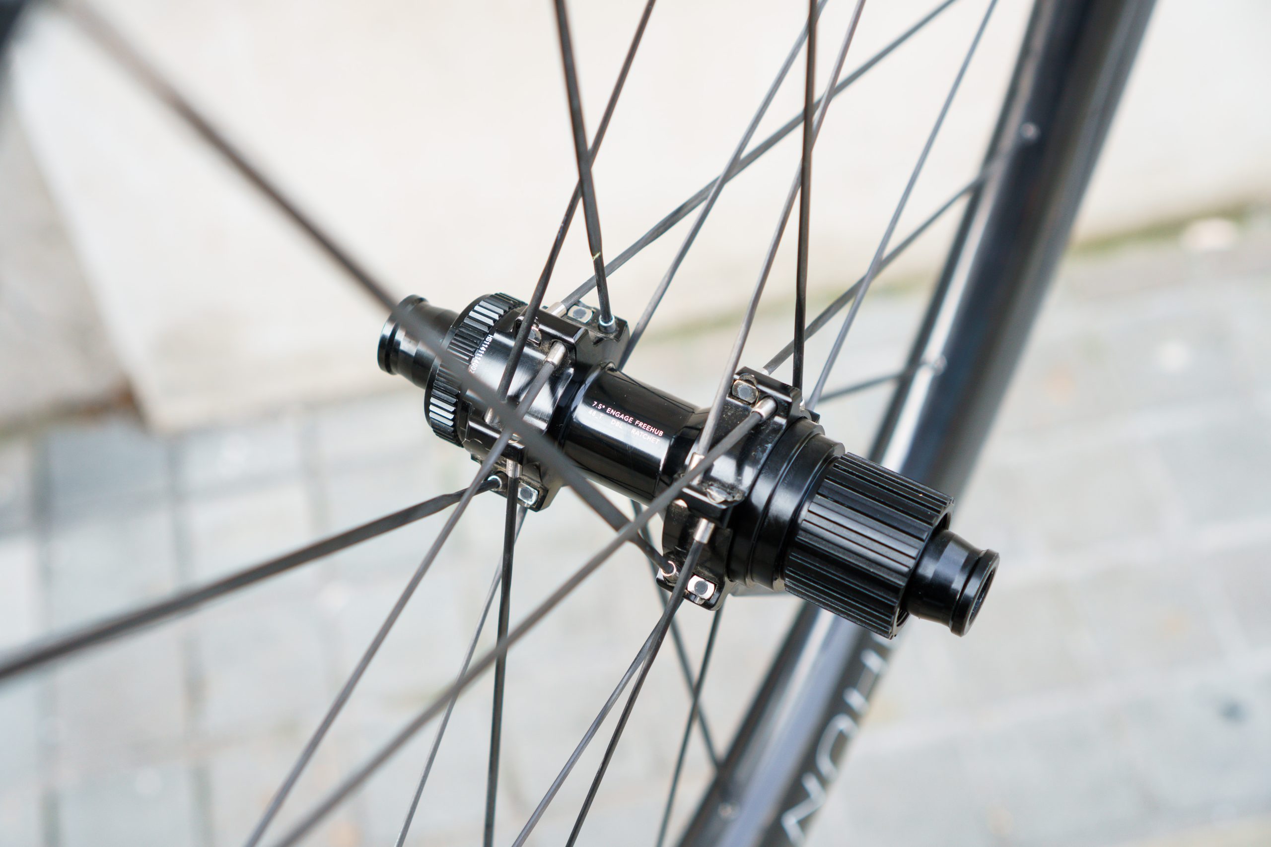 Hunt 5AM Gravel Limitless Ti_UD wheels (carbon spokes)