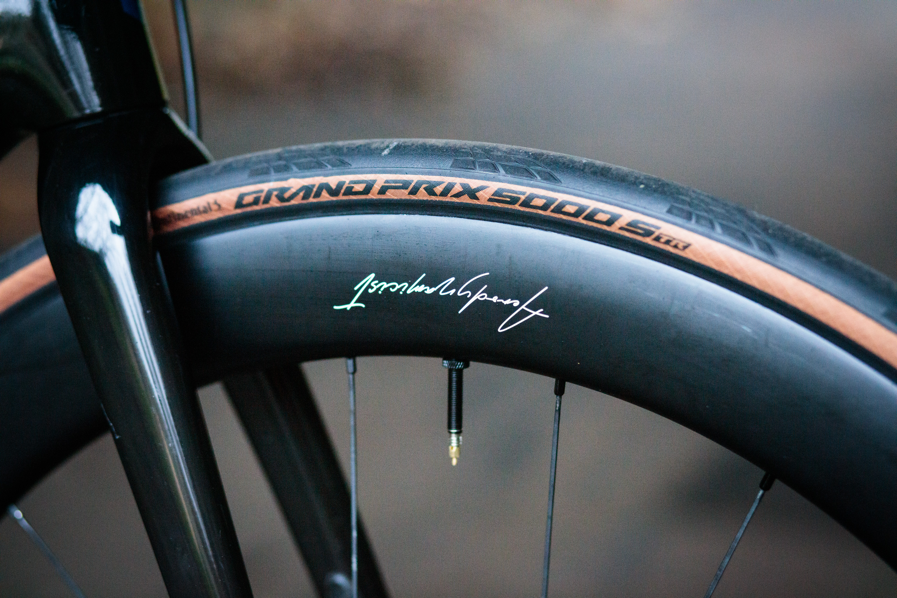 Hunt 54 Aerodynamicist Carbon Disc front rim