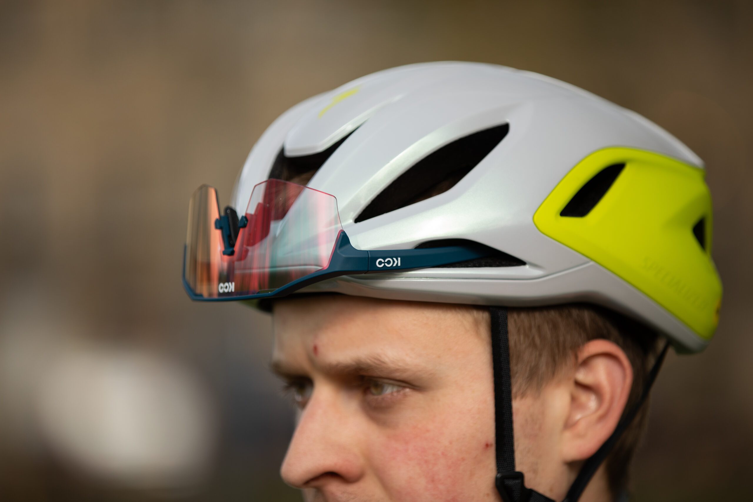 Oscar Huckle modelling Specialized Propero 4 helmet