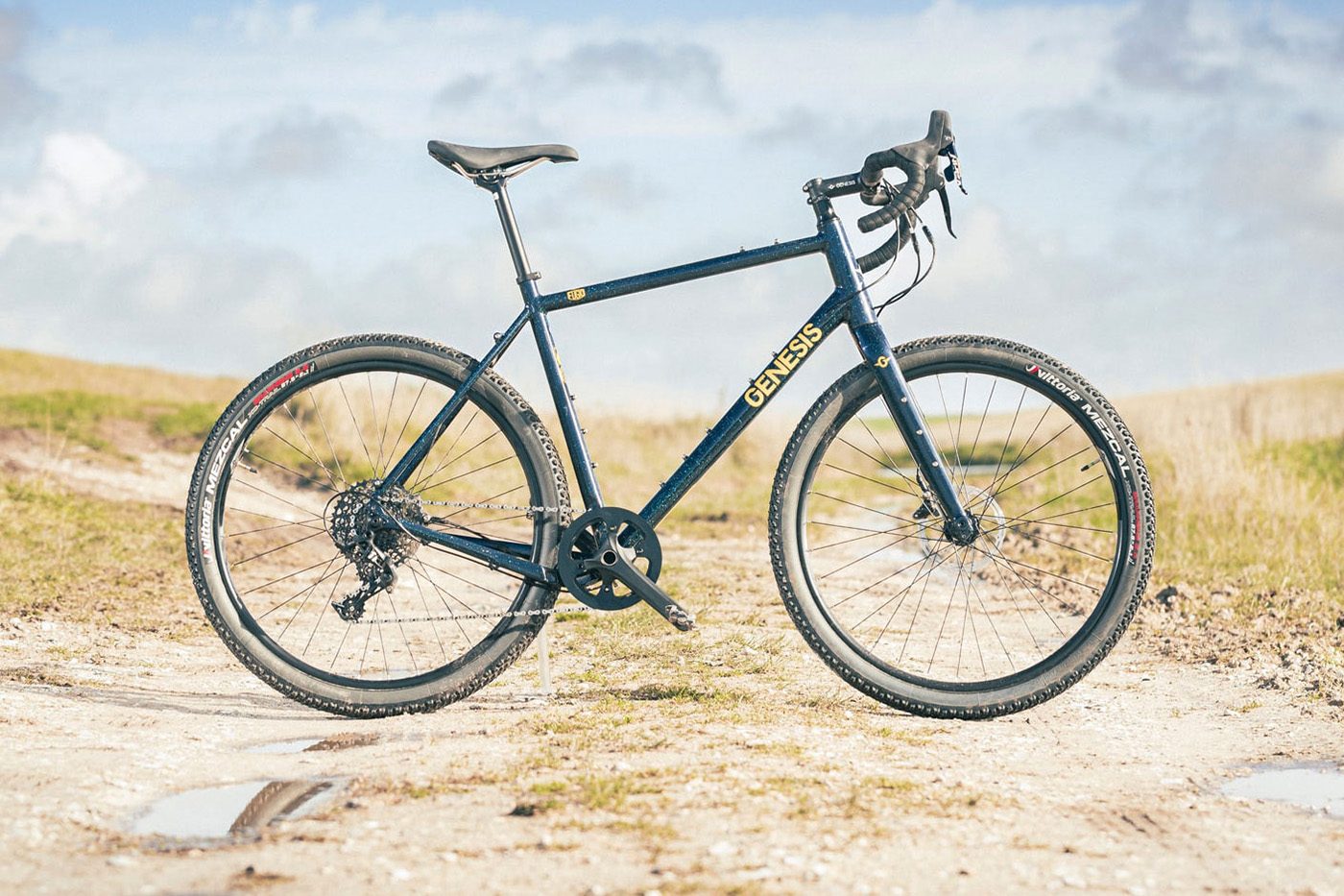 Genesis Fugio 30 gravel bike