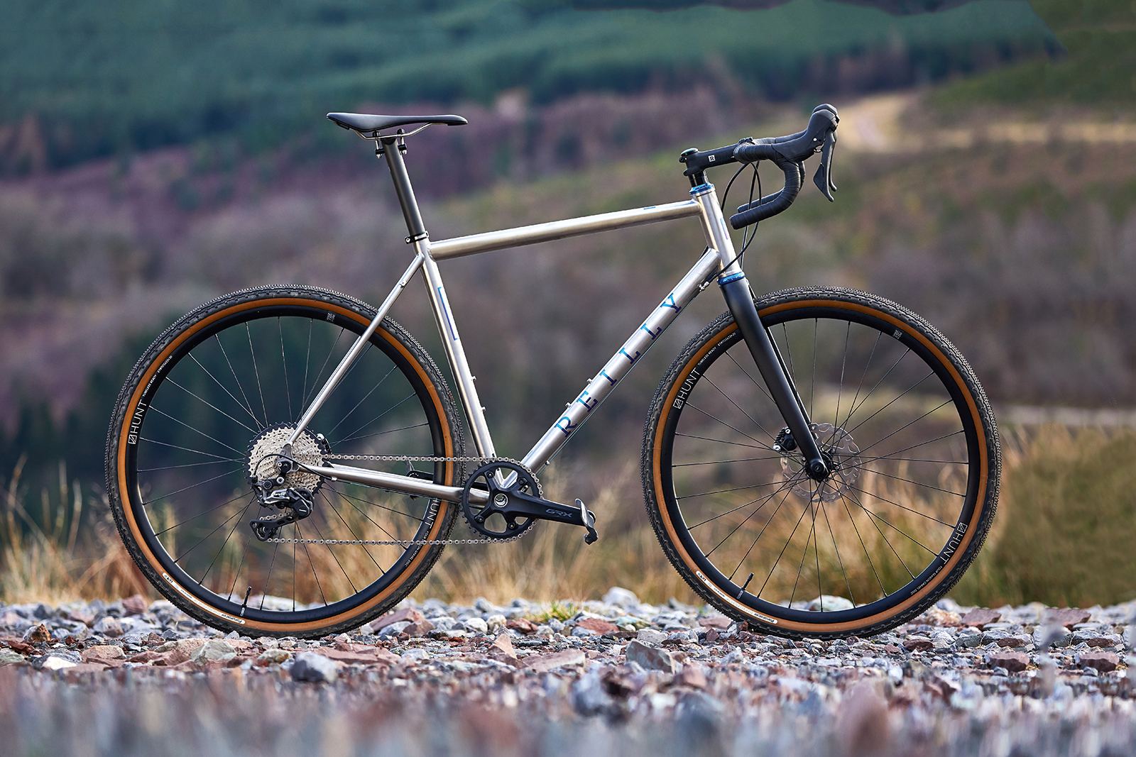Reilly Gradient Pack shot of the Reilly Gradient road gravel bike
