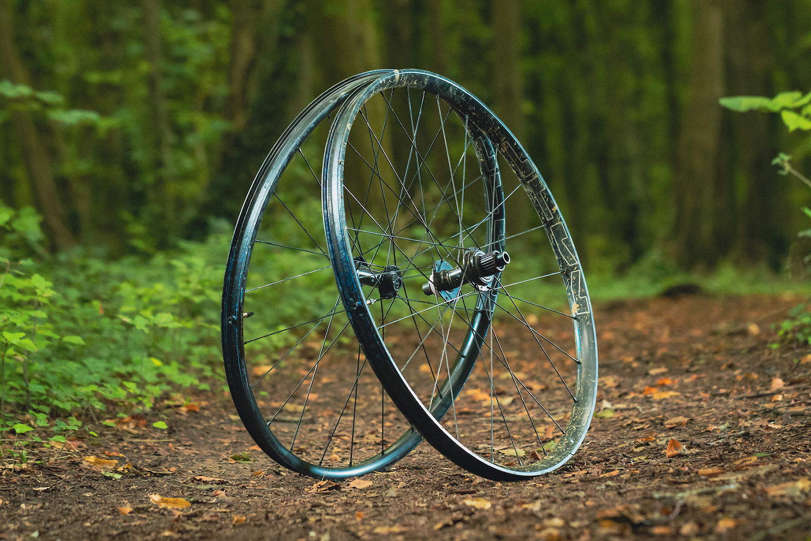 Shimano MT620 Shimano MT620 mountain bike wheelset
