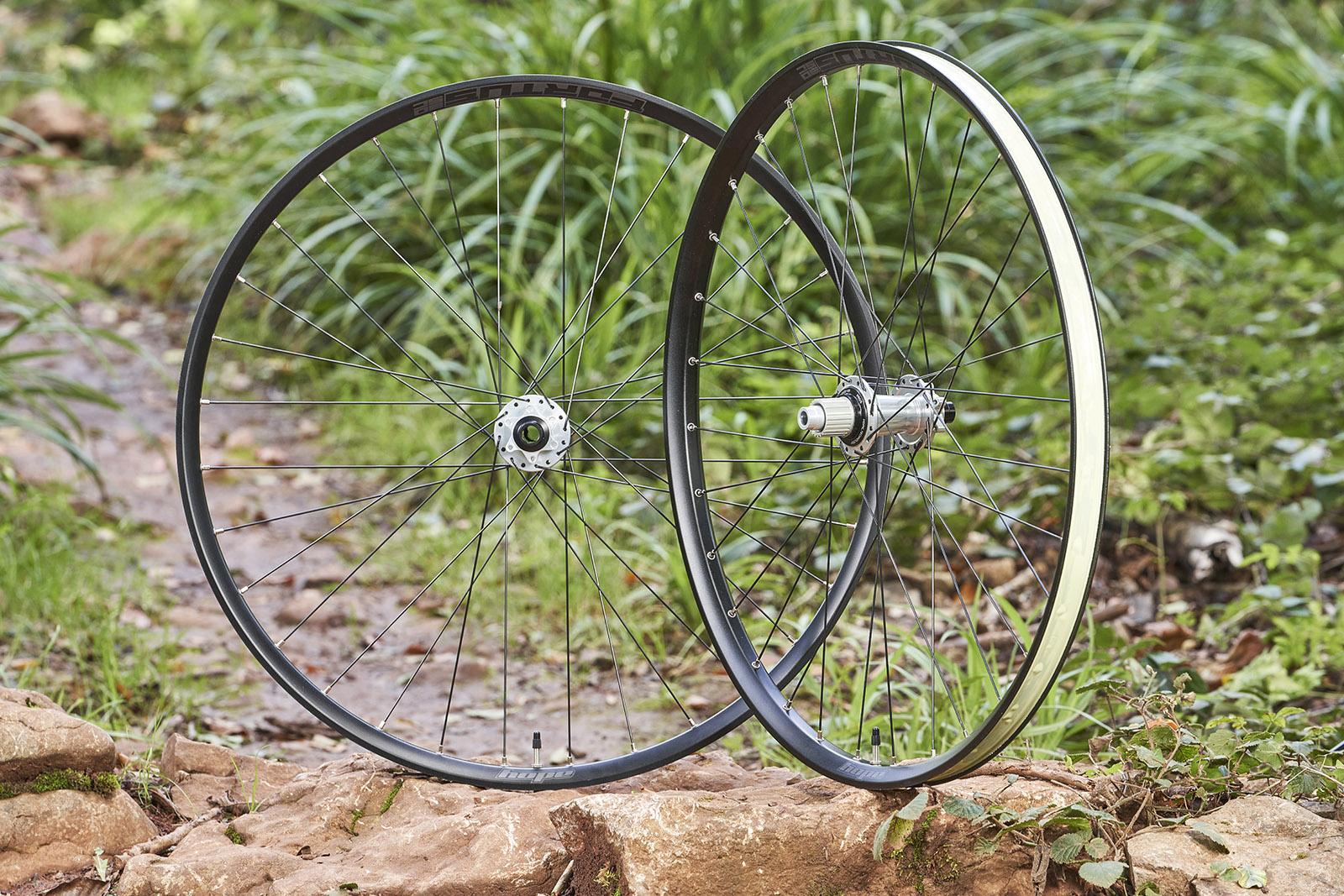 Hope Fortus 30 SC Pro 5 Wheelset for mountain bikes