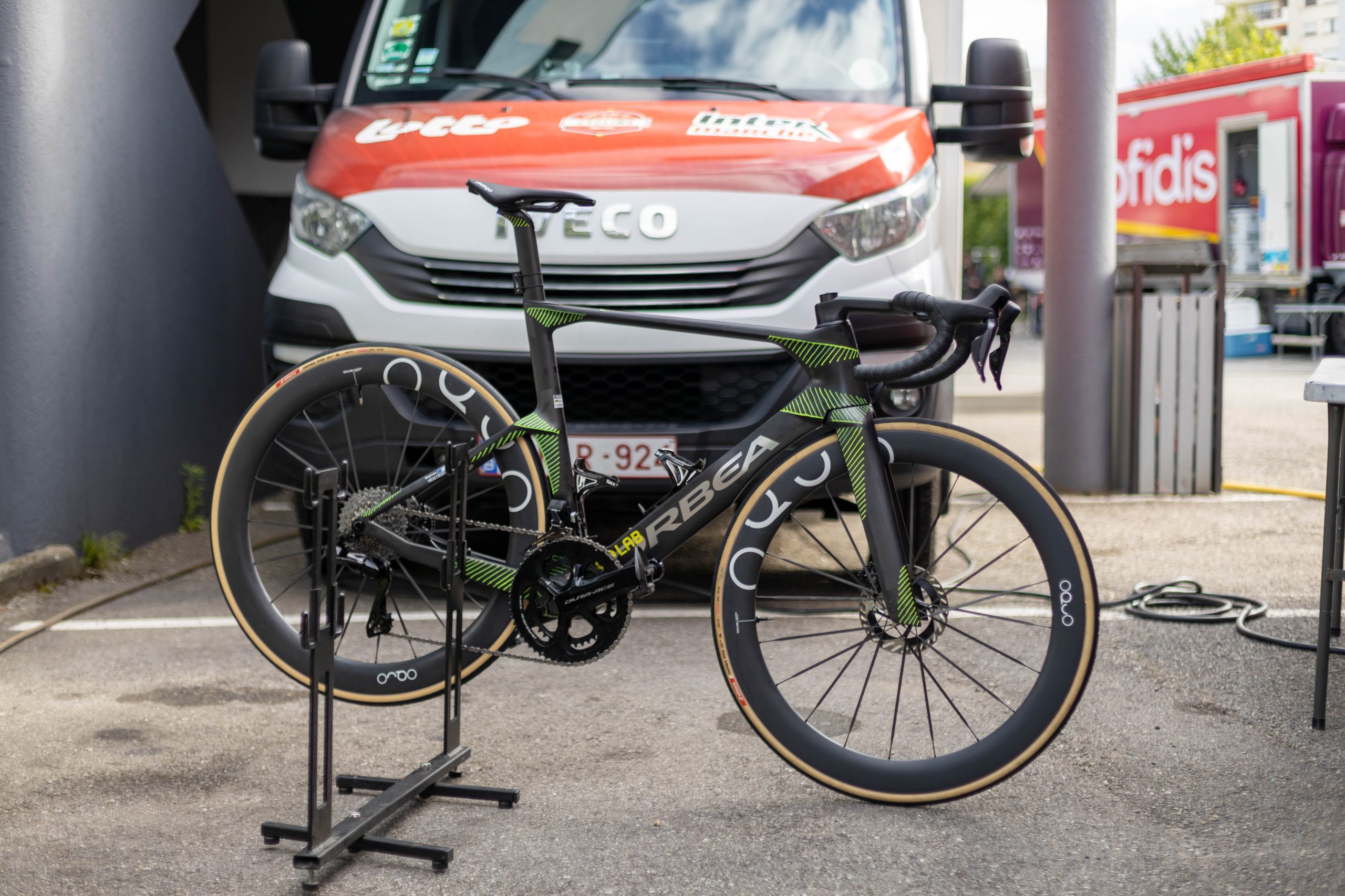 Orbea prototype aero bike at Tour Auvergne-Rhône-Alpes