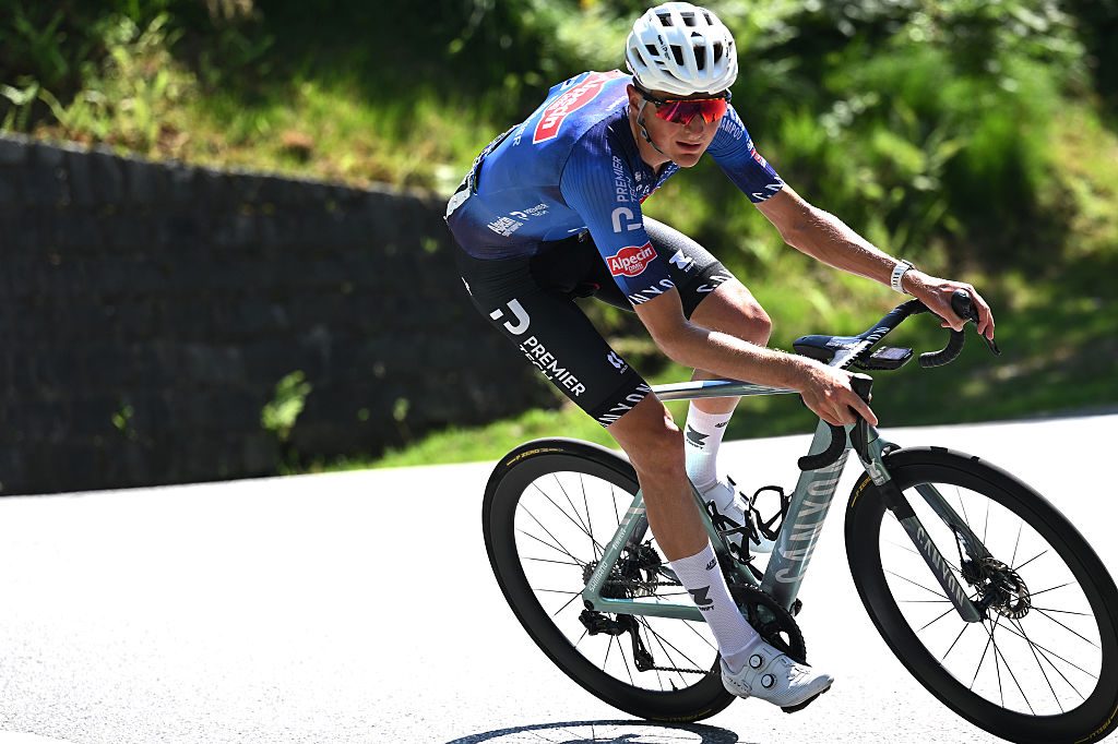 Mathieu van der Poel riding Canyon Aeroad.
