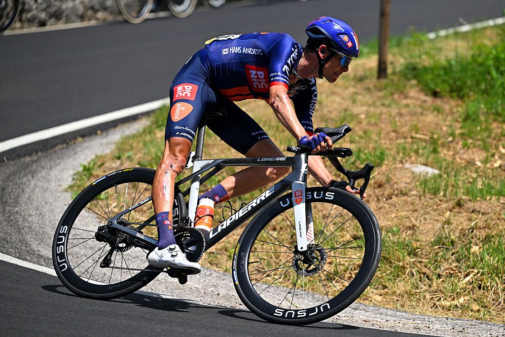 Team Picnic-PostNL rider on Lapierre road bike.
