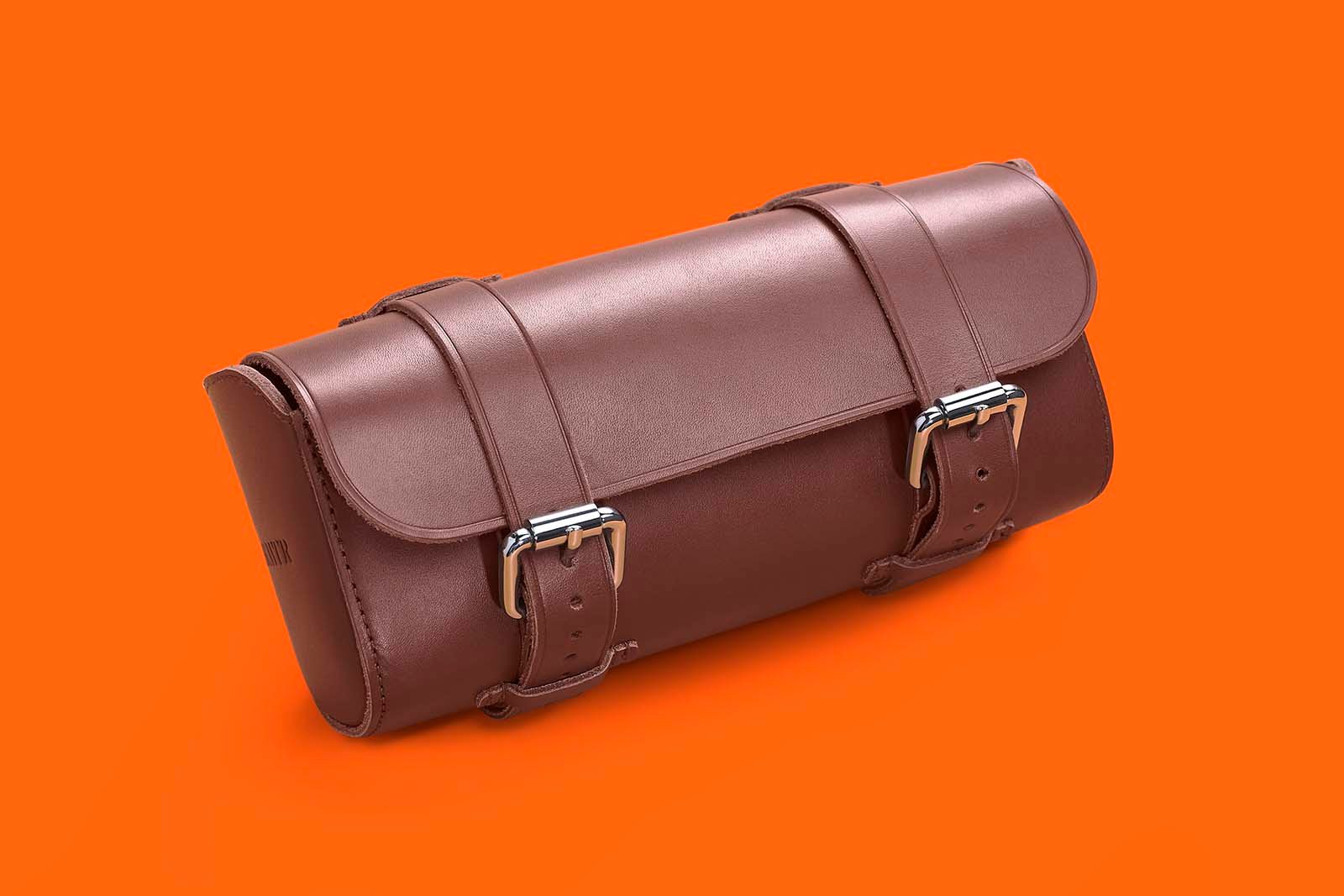 Zwift x Bravur leather cycling bag.
