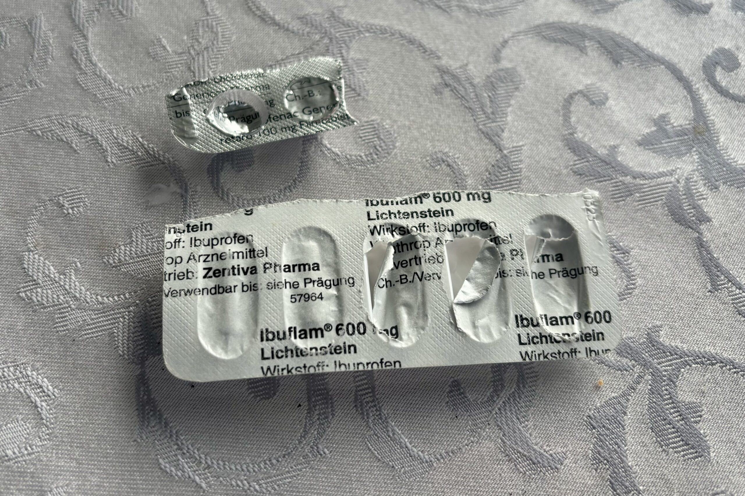 Ibuflam and diclofenac tablets 