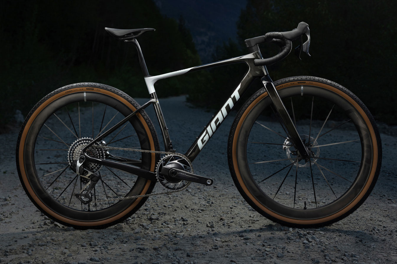 Giant Revolt Advanced SL