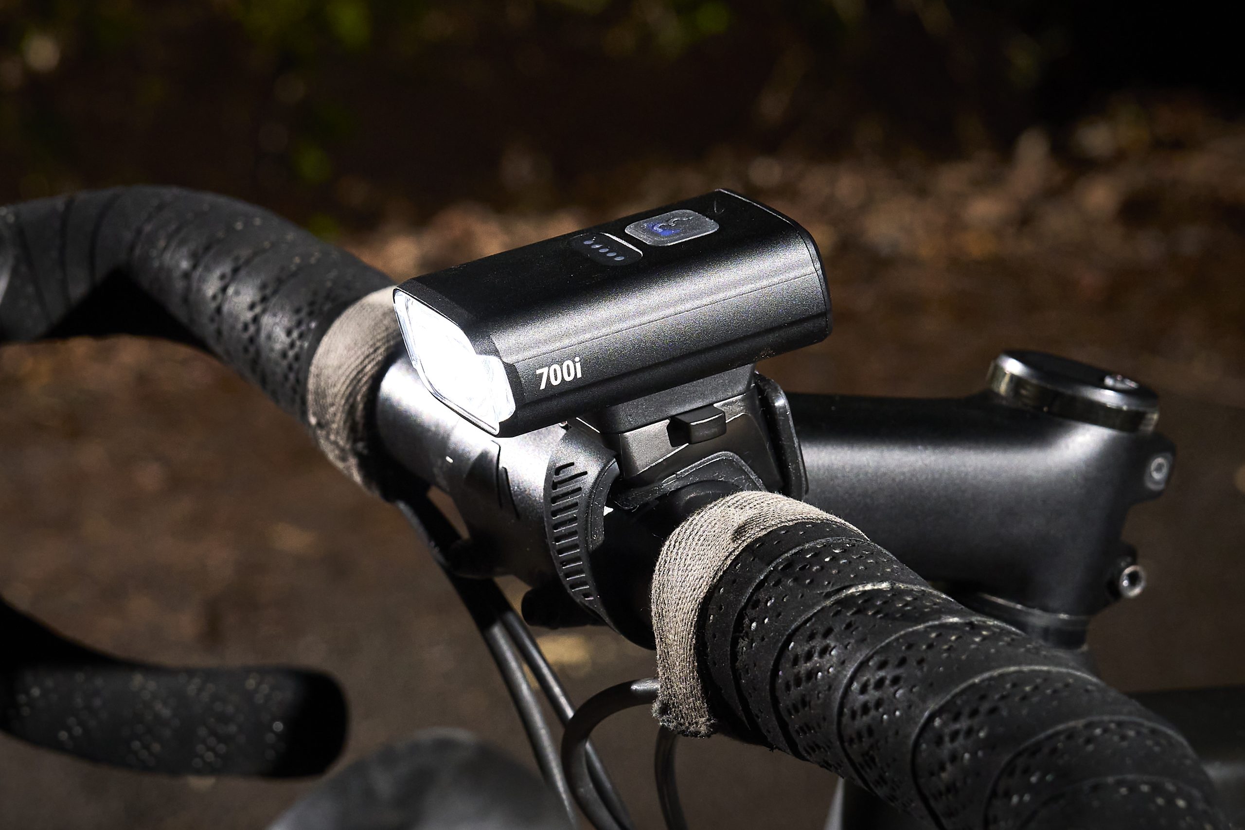 BBB NanoStrike 700i front light