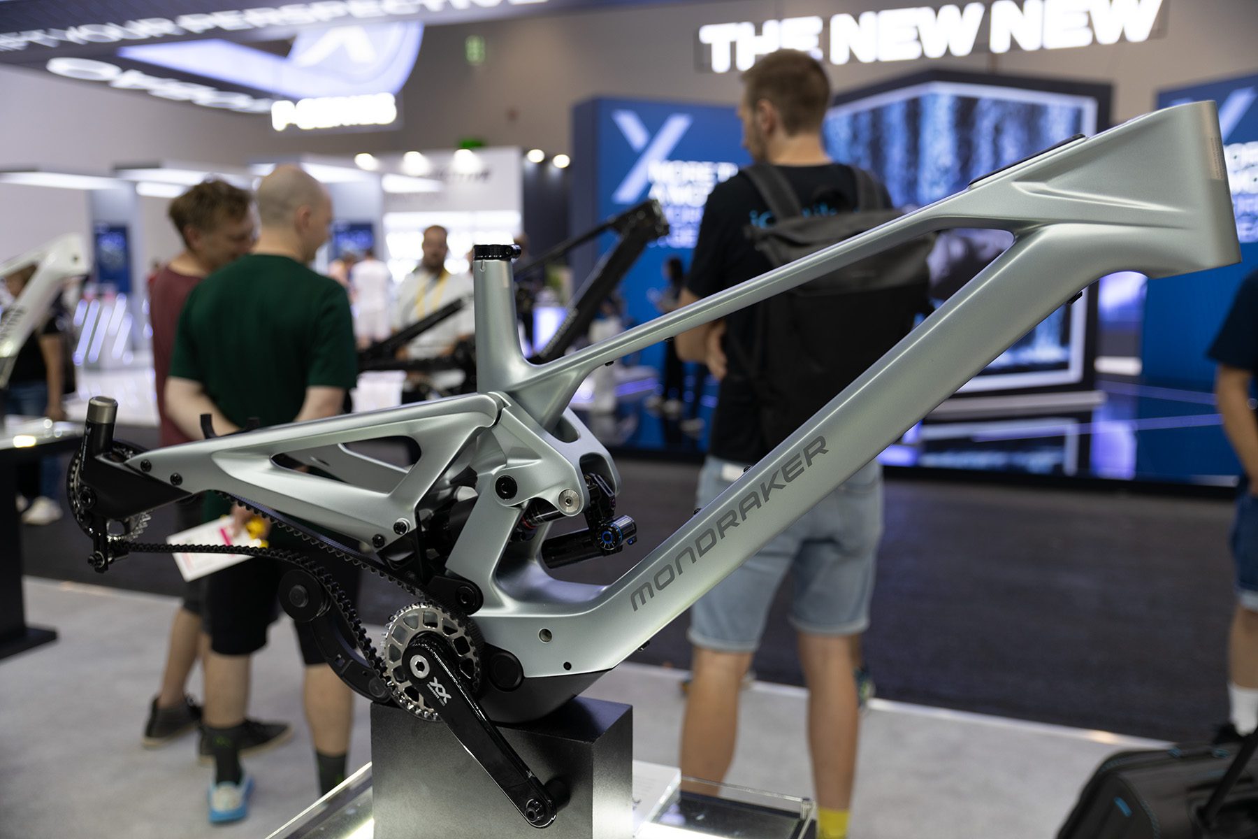 Avinox MG Concept Mondraker