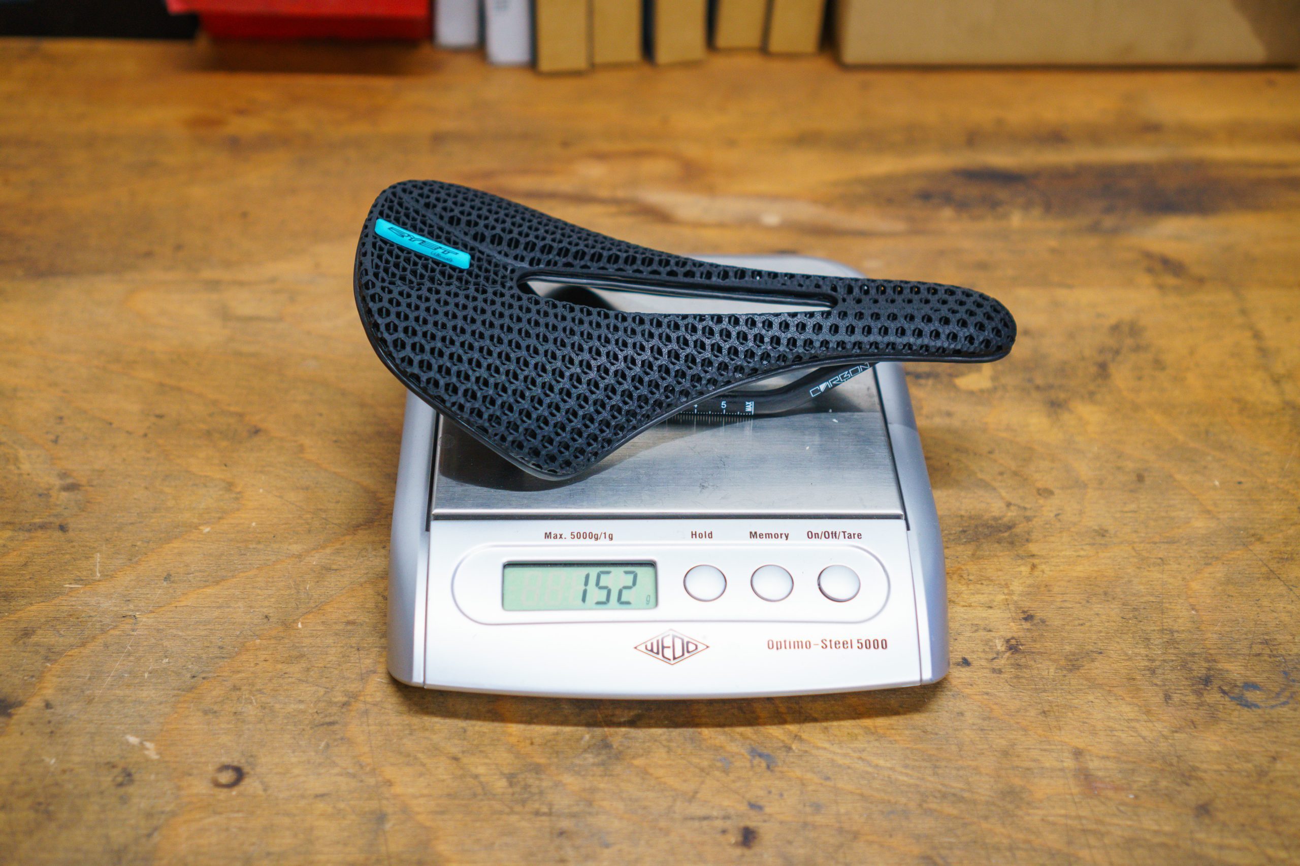RYET X6P 3D-printed saddle on scales