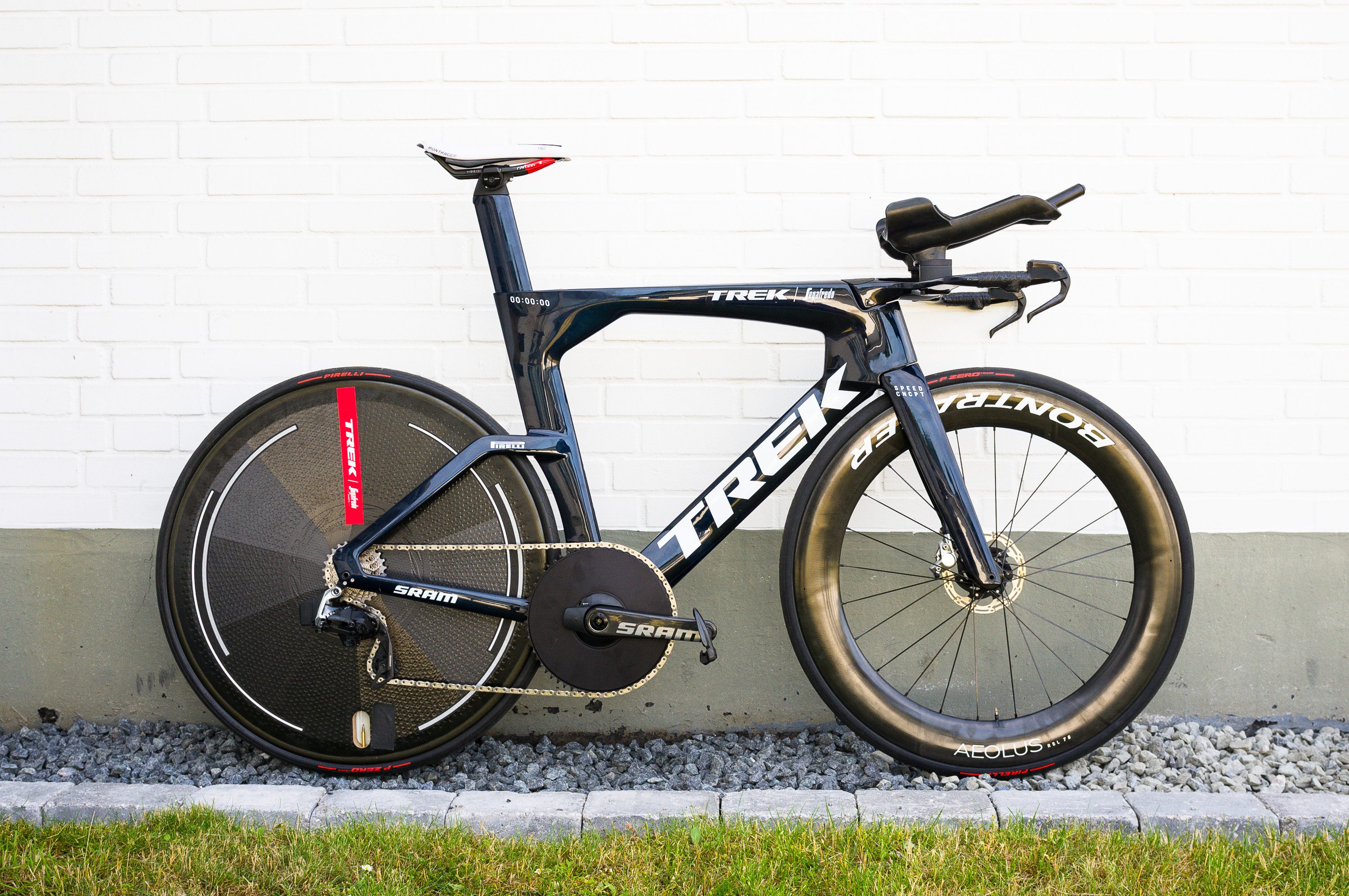 Mads Pedersen's Trek Speed Concept time trial bike