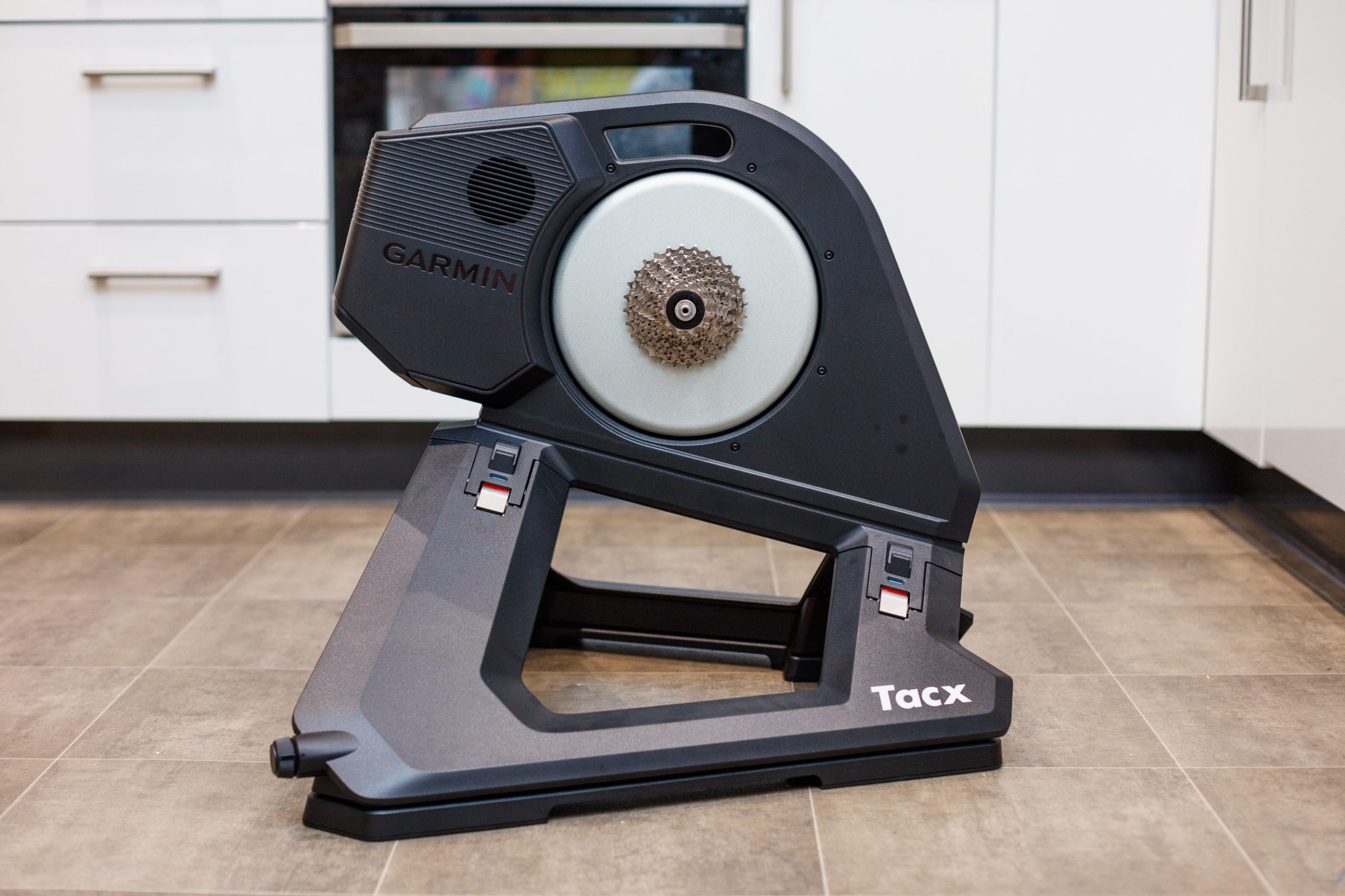 Tacx Neo 3M smart trainer