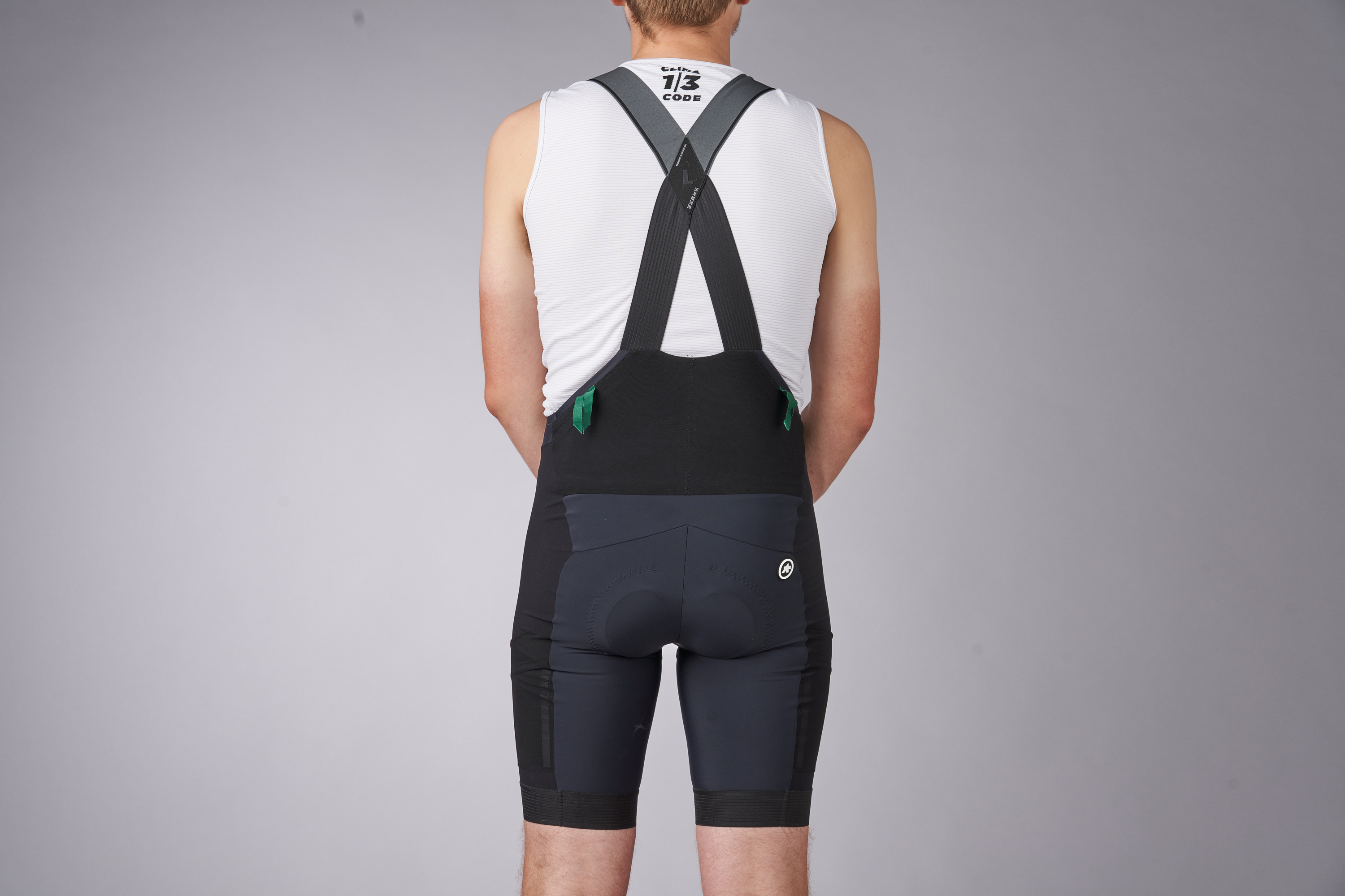 Oscar Huckle modelling Assos Kiespanzer bib shorts