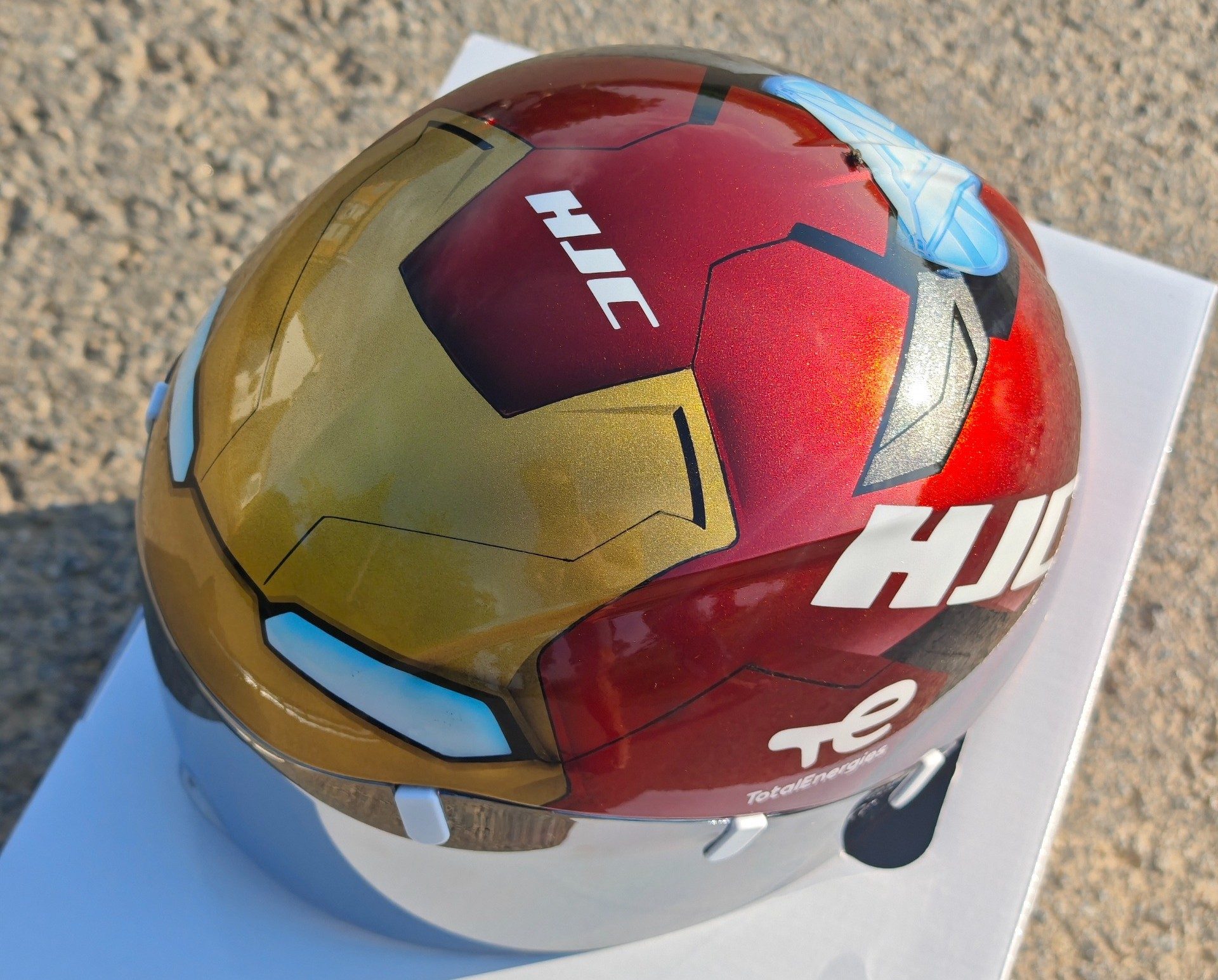 iron man helmet for bicycle Modular Flip Up Motorcycle | Black The Marvel Iron Man Bike Helmet features a molded 3D design to model the movie character realistically and make your child look like a modern day knight in high IRONMAN EKOI AERO 16 HELMET