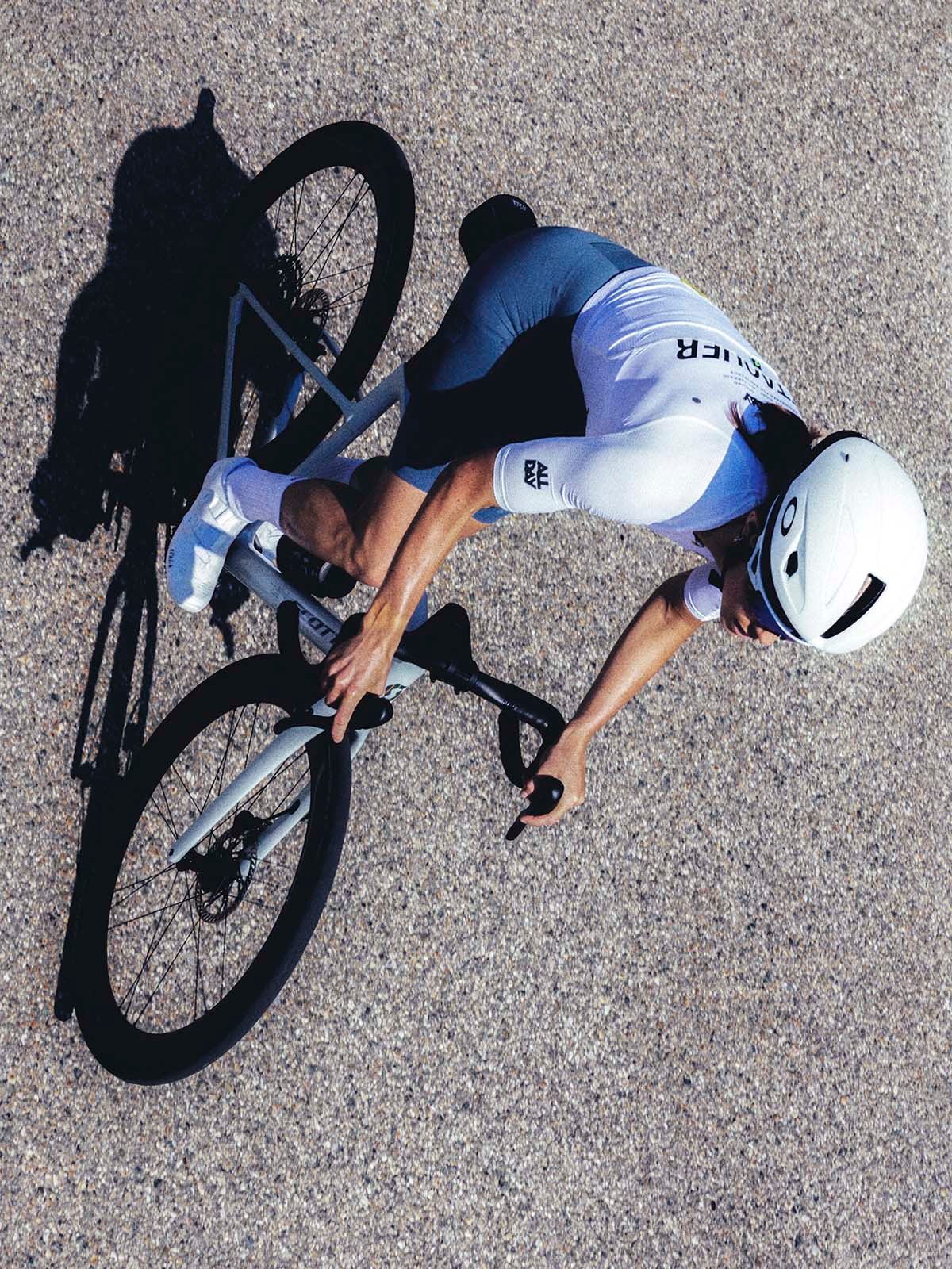Person riding bike with Campagnolo Zonda wheels.