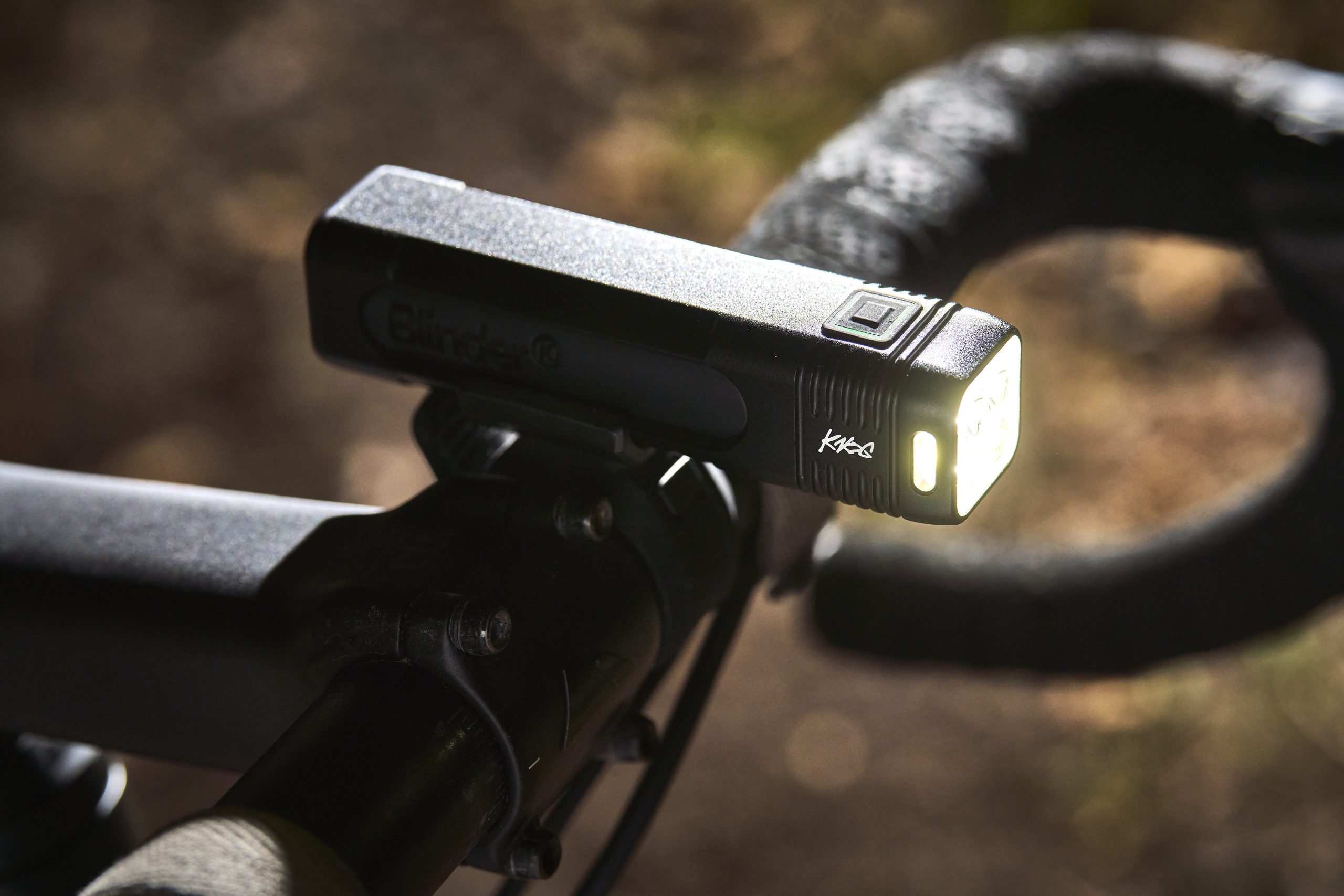 Knog Blinder Pro 700 front light