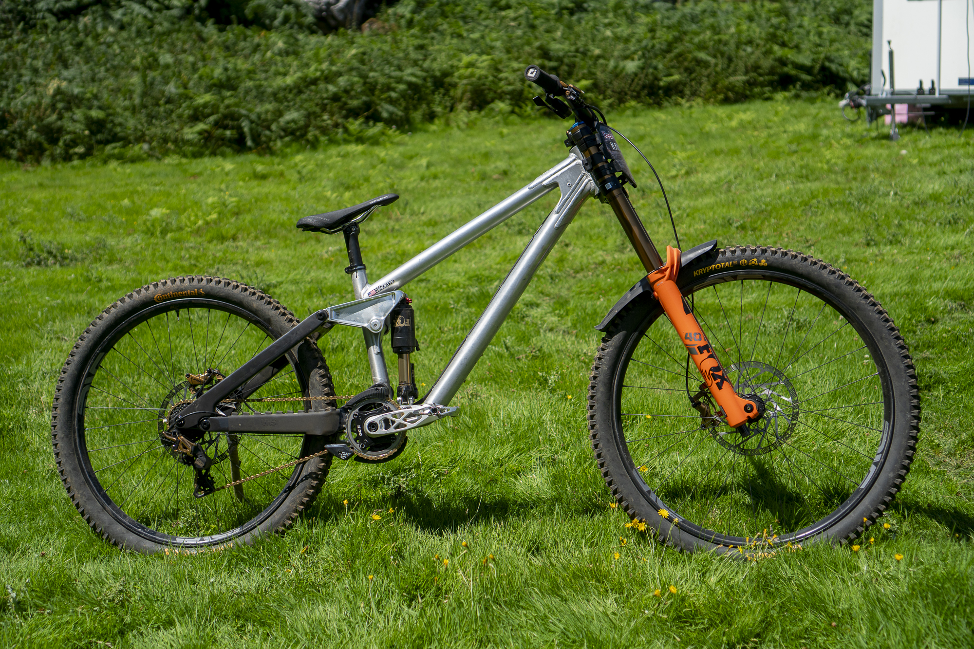 Asa Vermette with Frameworks DH at Red Bull Hardline 2025