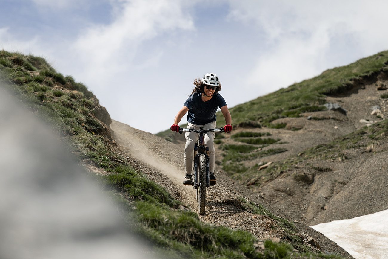 Orbea Wild LT M-LTD RS on mountain trail