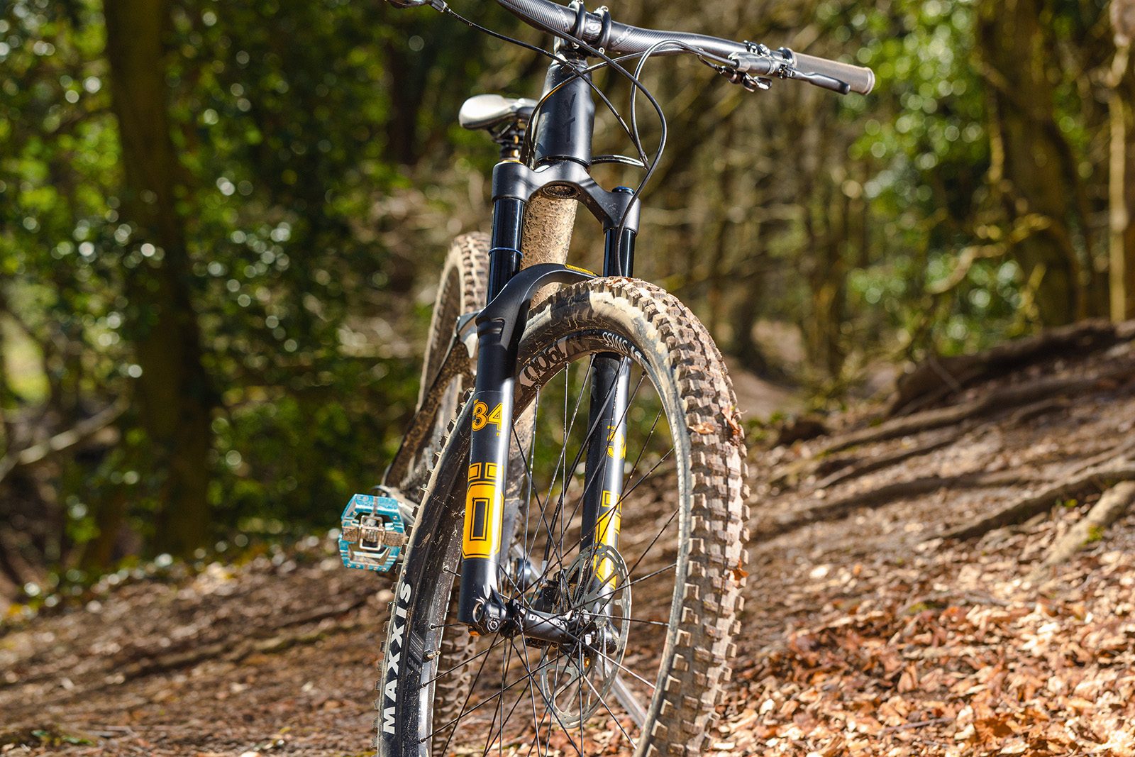 Öhlins RXF34 m.2 fork - 01 Öhlins RXF34 m.2 suspension mountain bike fork