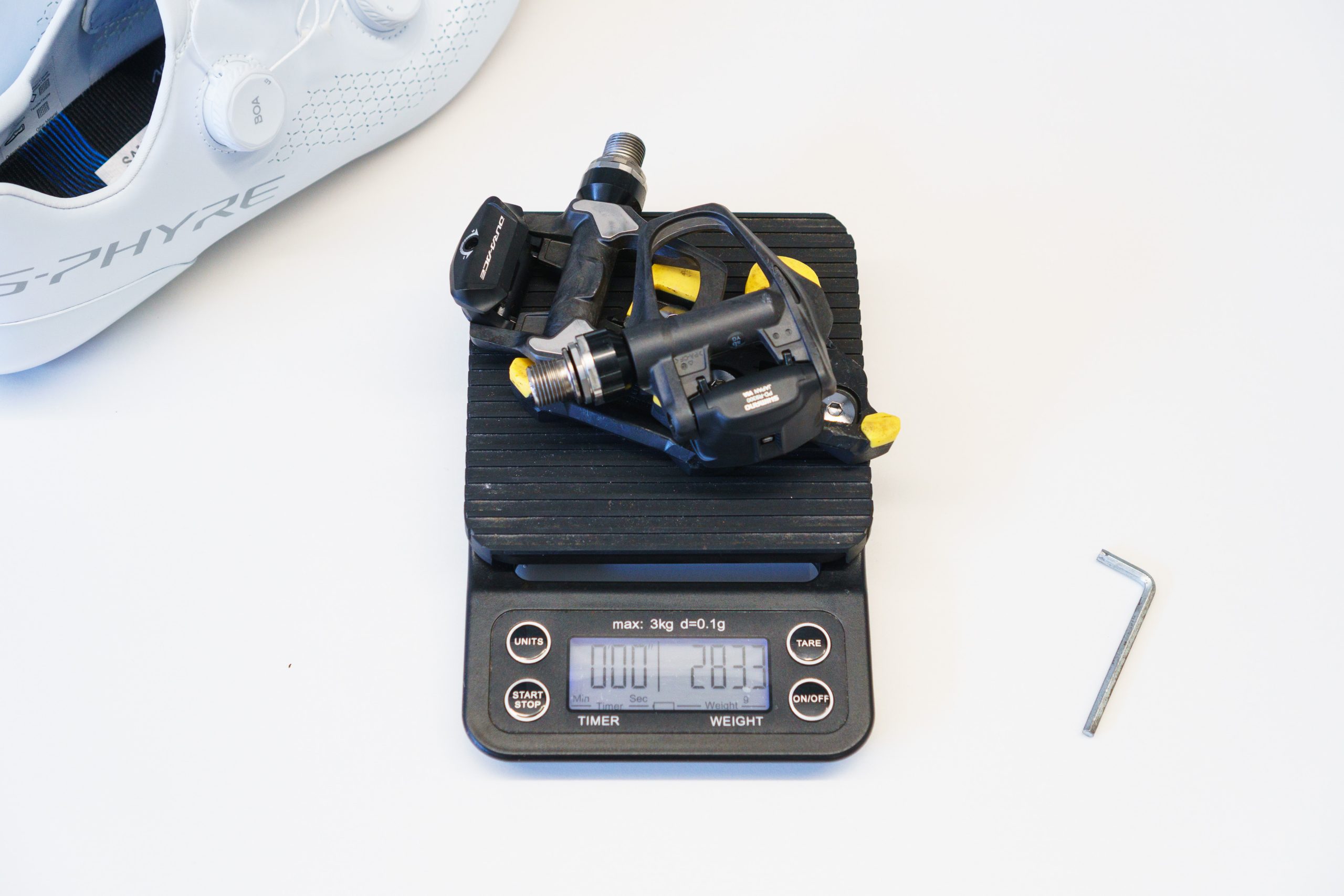 Shimano Dura-Ace R9300 pedals and SPD-SLR cleats on scales