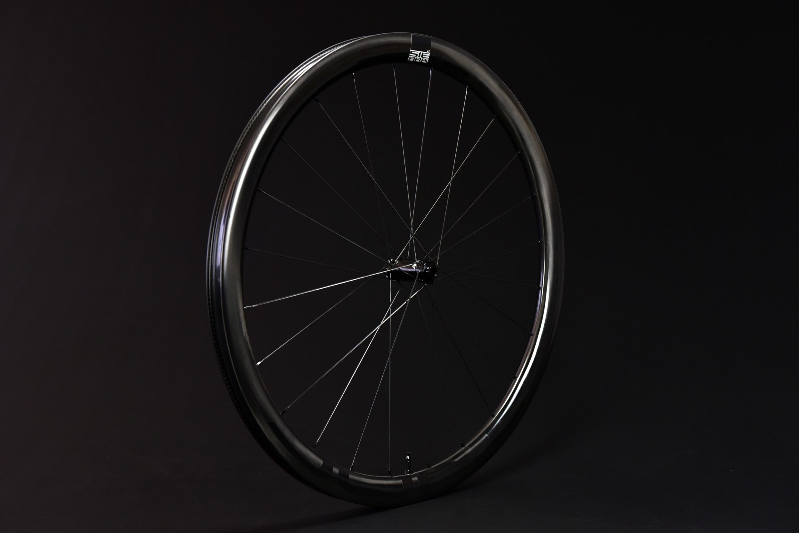 DUKE Sierra 42 32-inch gravel wheel
