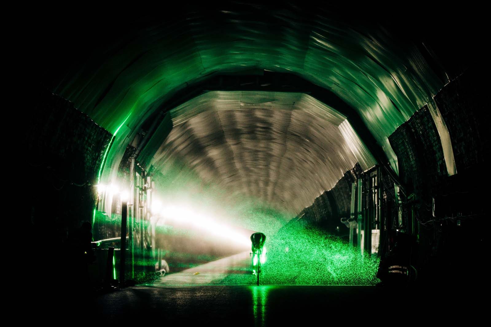 Team Red Bull - BORA - hansgrohe is photographed during LaVision PIV testing at Catesby Tunnel in Birmingham, United Kingdom on September 30, 2025. // George Marshall / Red Bull Content Pool // SI202510141054 // Usage for editorial use only //