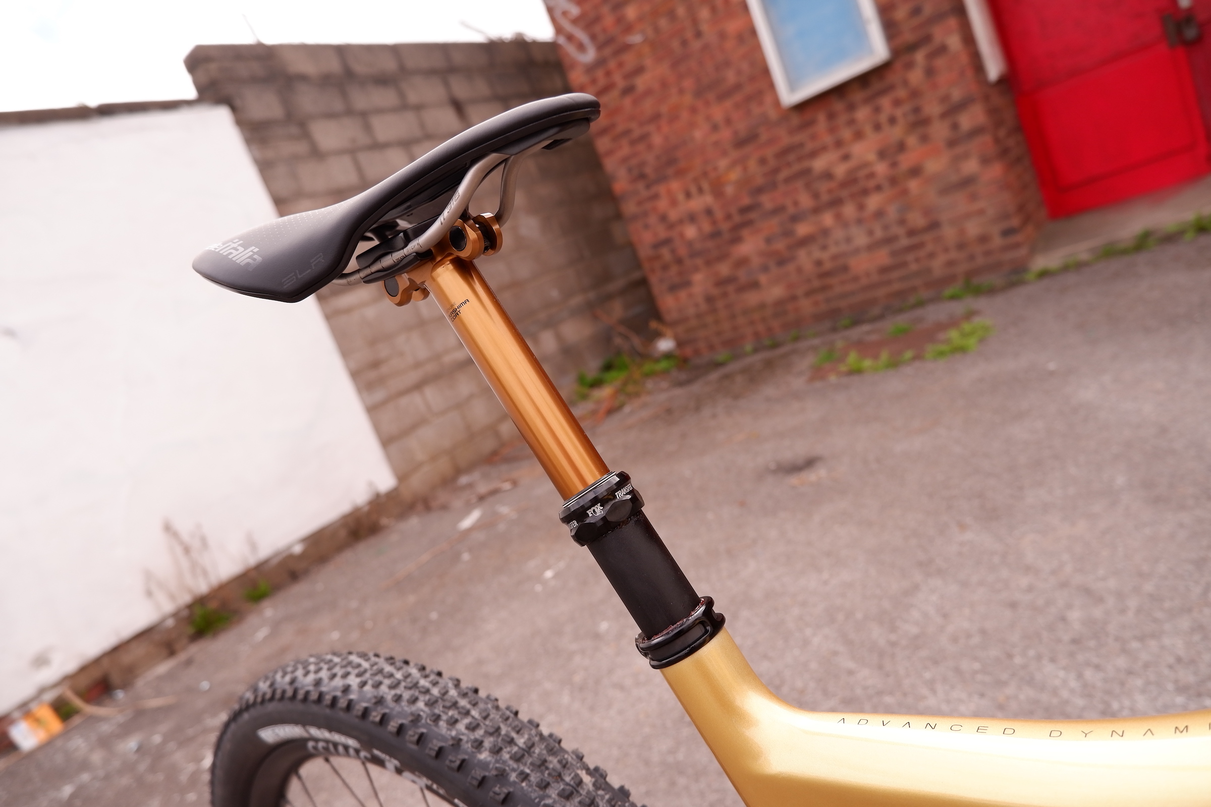 Orbea Oiz fox dropper post.
