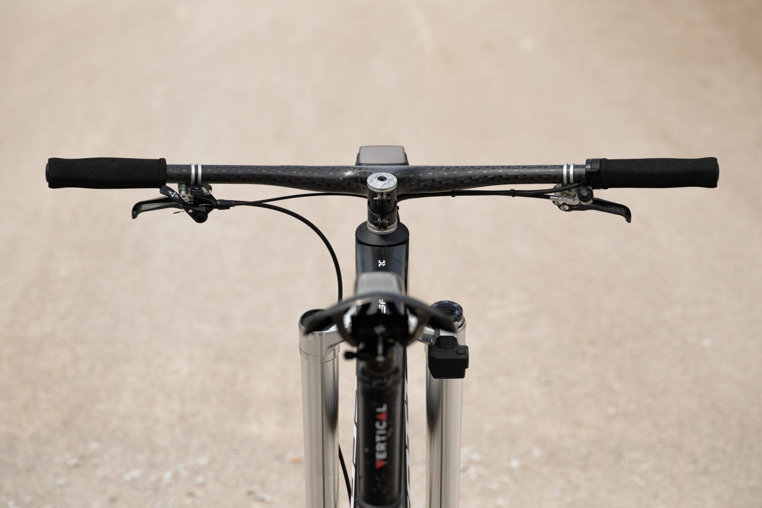 Dangerholm's Scott Spark RC clean lines