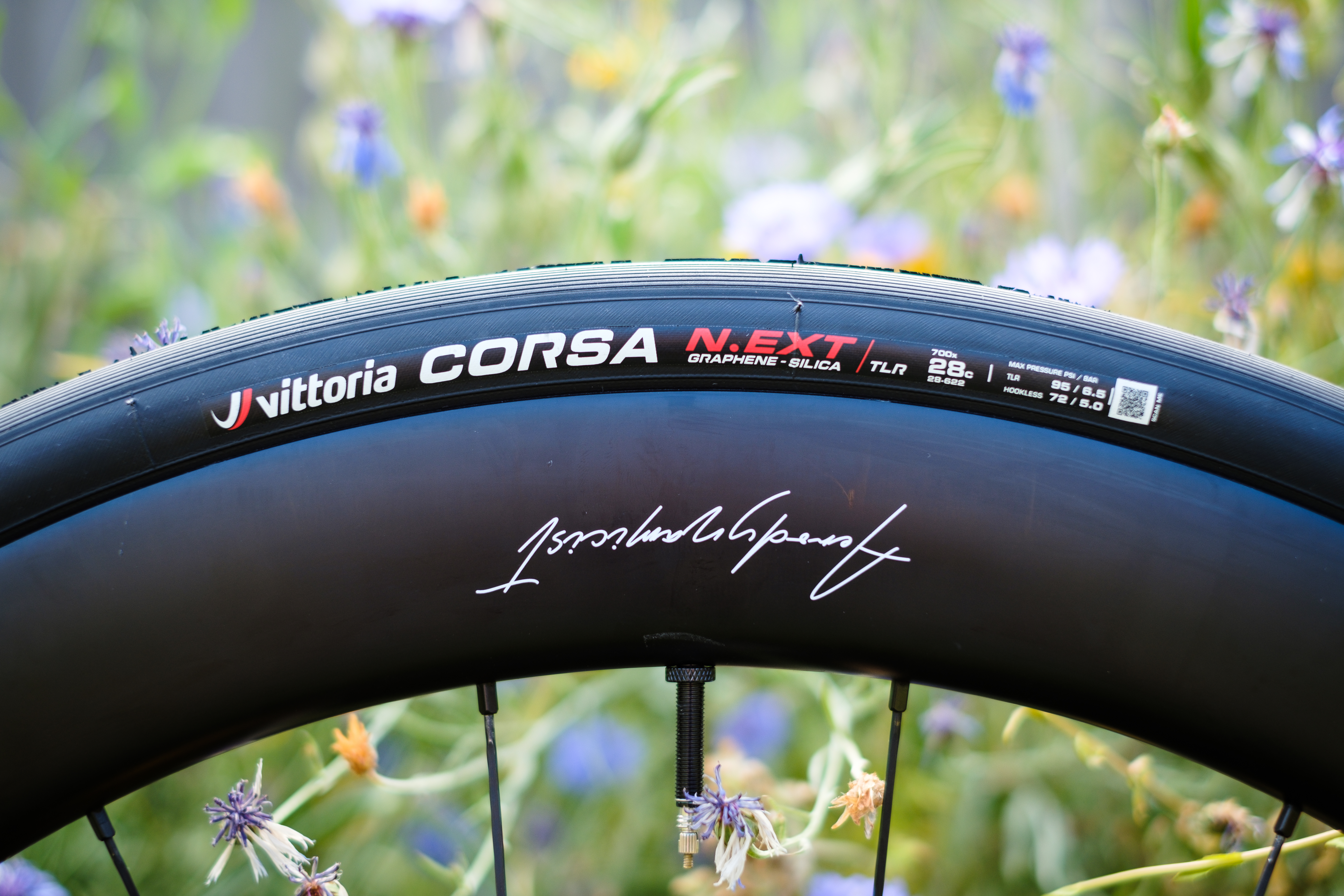 Vittoria Corsa N.EXT TLR road bike tyre