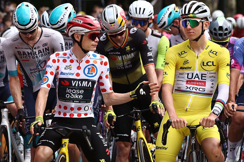 Jonas Vingegaard wearing the best climber's polka dot jersey at TDF 2025