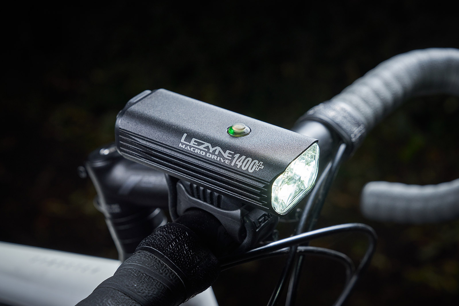 Lezyne Macro Drive 1400+ front light