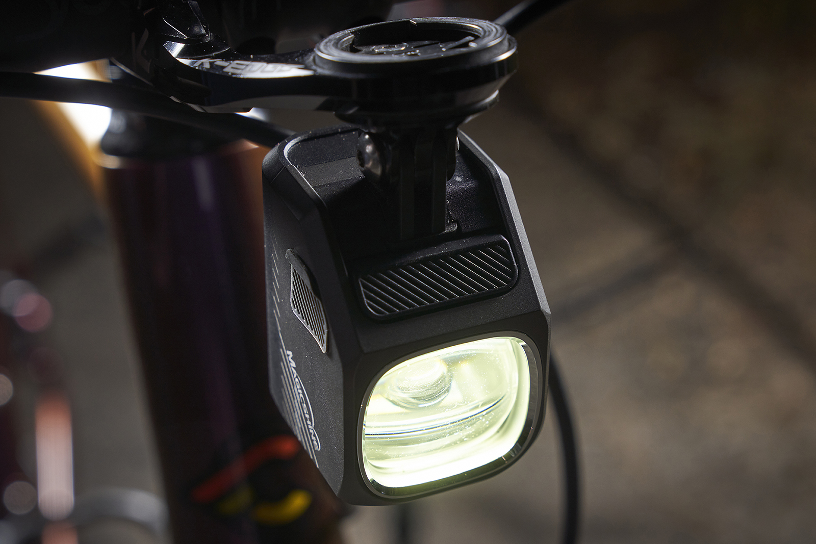 Magicshine Evo 1700SD front bike light