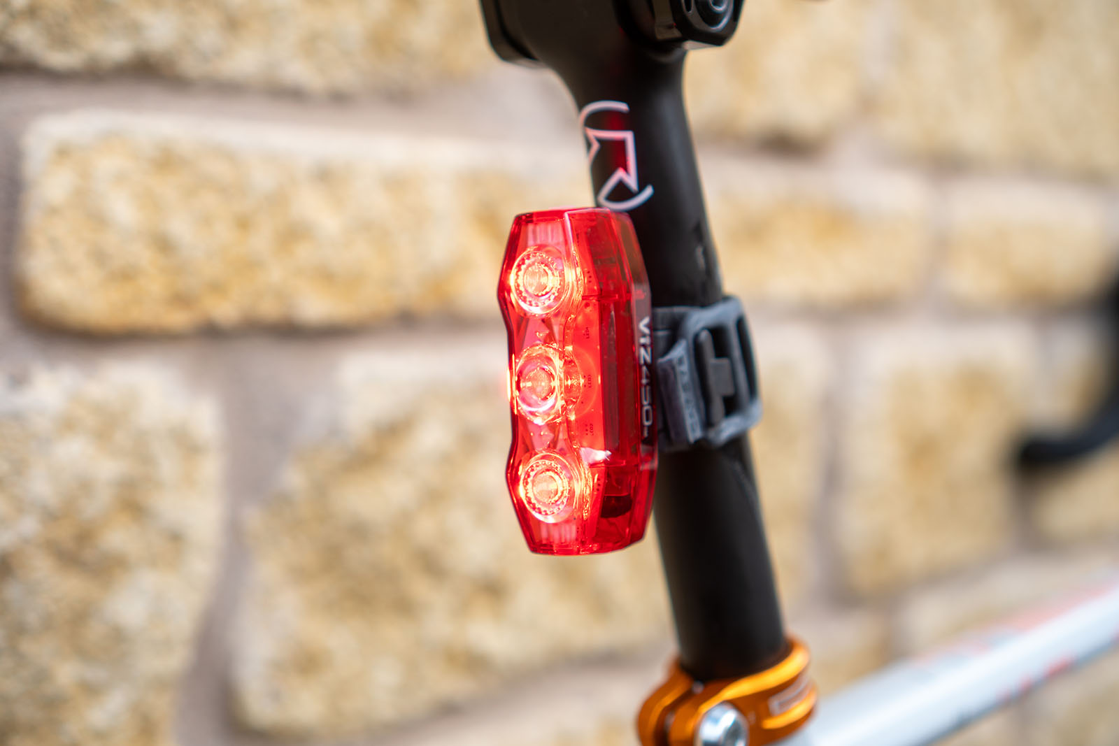 Cateye Viz450 rear light for road bikes