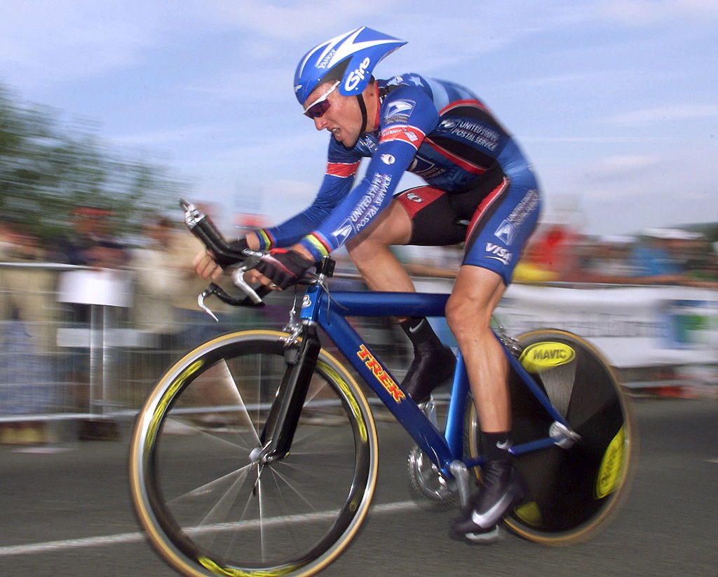 Lance Armstrong riding a Litespeed Blade (badged as a Trek) during the 1999 Tour de France